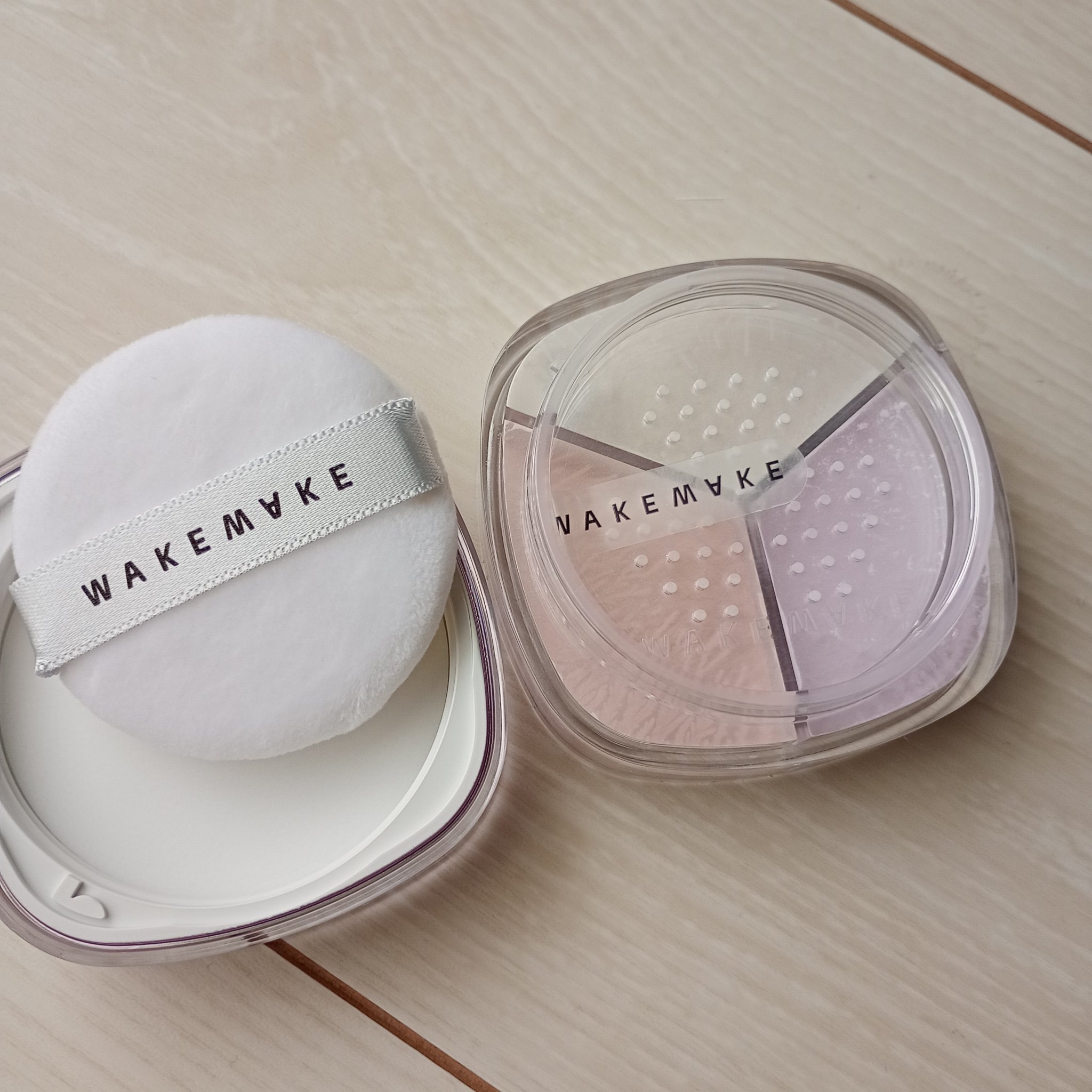 ステイフィクサーマルチカラーパウダー/wakemake/ルースパウダーを使ったクチコミ（2枚目）