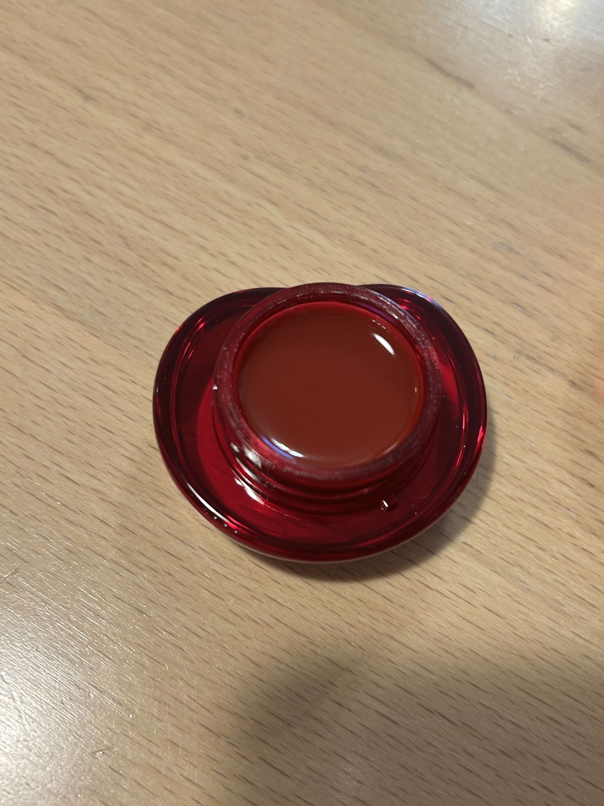 セリア ソフトジェルブラシのクチコミ「ツヤツヤで可愛い！フィー リップアンドチーク グローイジェリーポット💖

セリアのぷにぷにブラ.....」（2枚目）