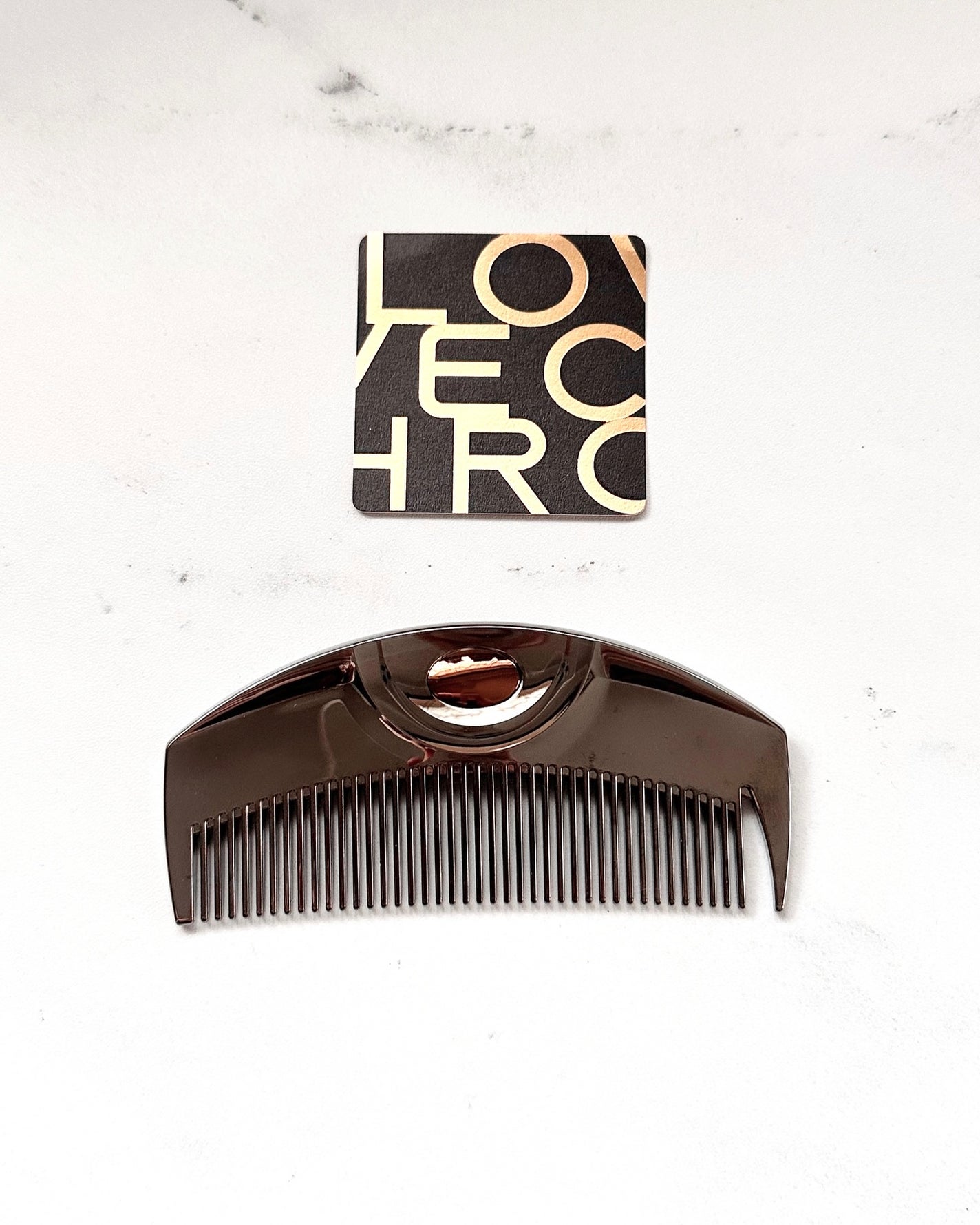 PG ツキ プレミアムブラック/LOVECHROME/ヘアコームを使ったクチコミ(3枚目)