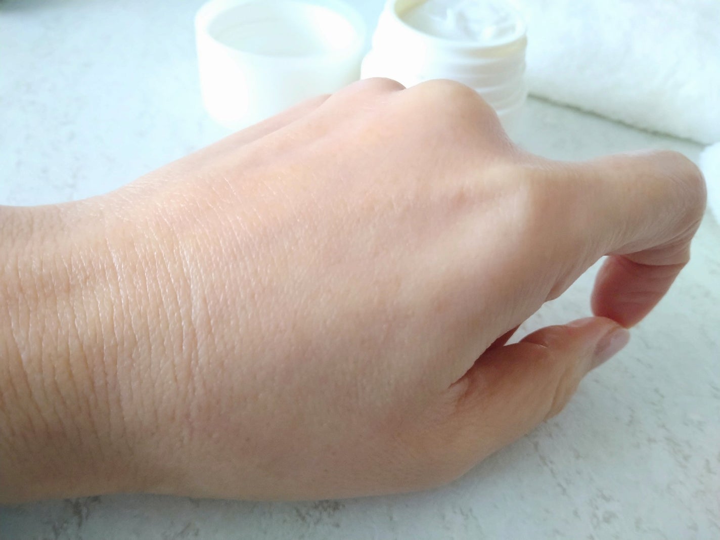 ディセンシア クリーム/DECENCIA/フェイスクリームを使ったクチコミ(4枚目)