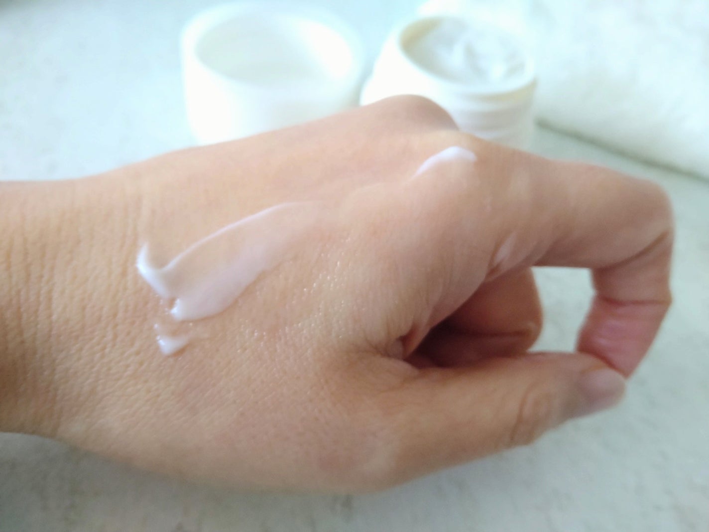 ディセンシア クリーム/DECENCIA/フェイスクリームを使ったクチコミ(3枚目)