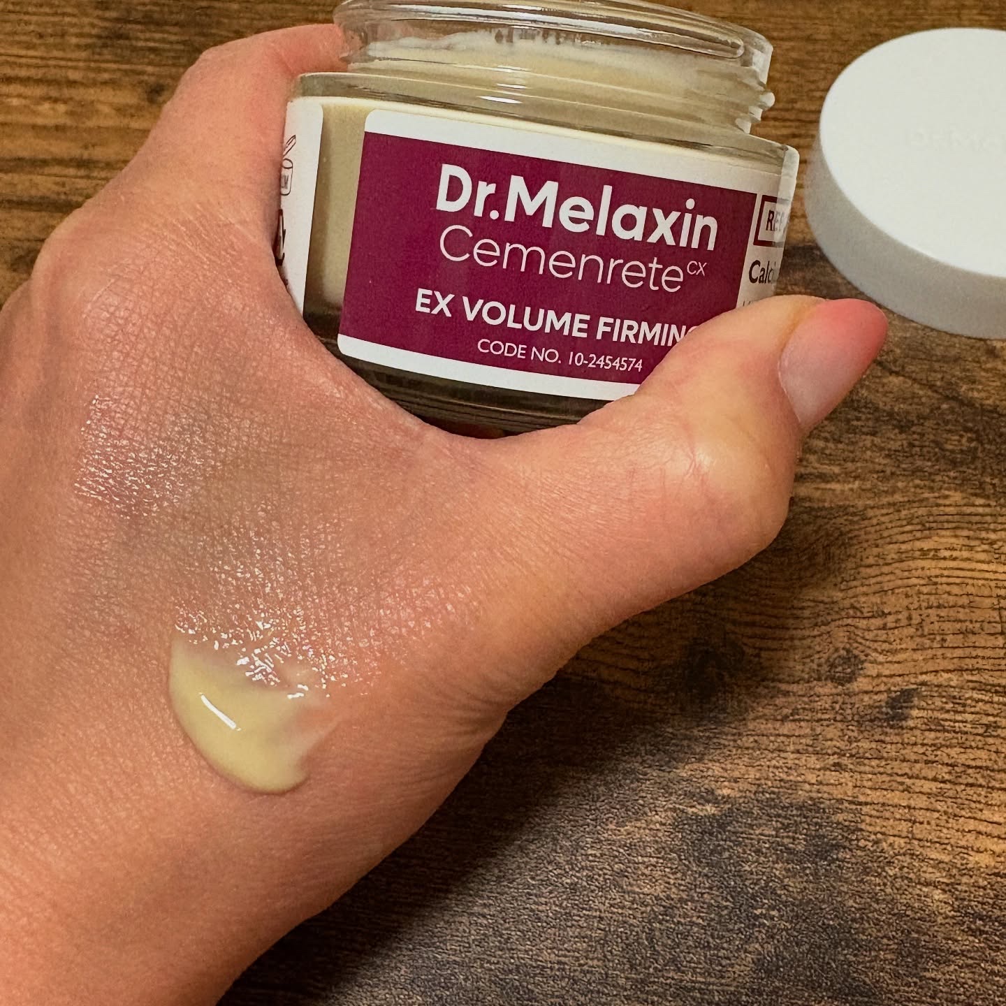 Cemenrete Calcium Intense Cream/Dr.Melaxin/フェイスクリームを使ったクチコミ（2枚目）