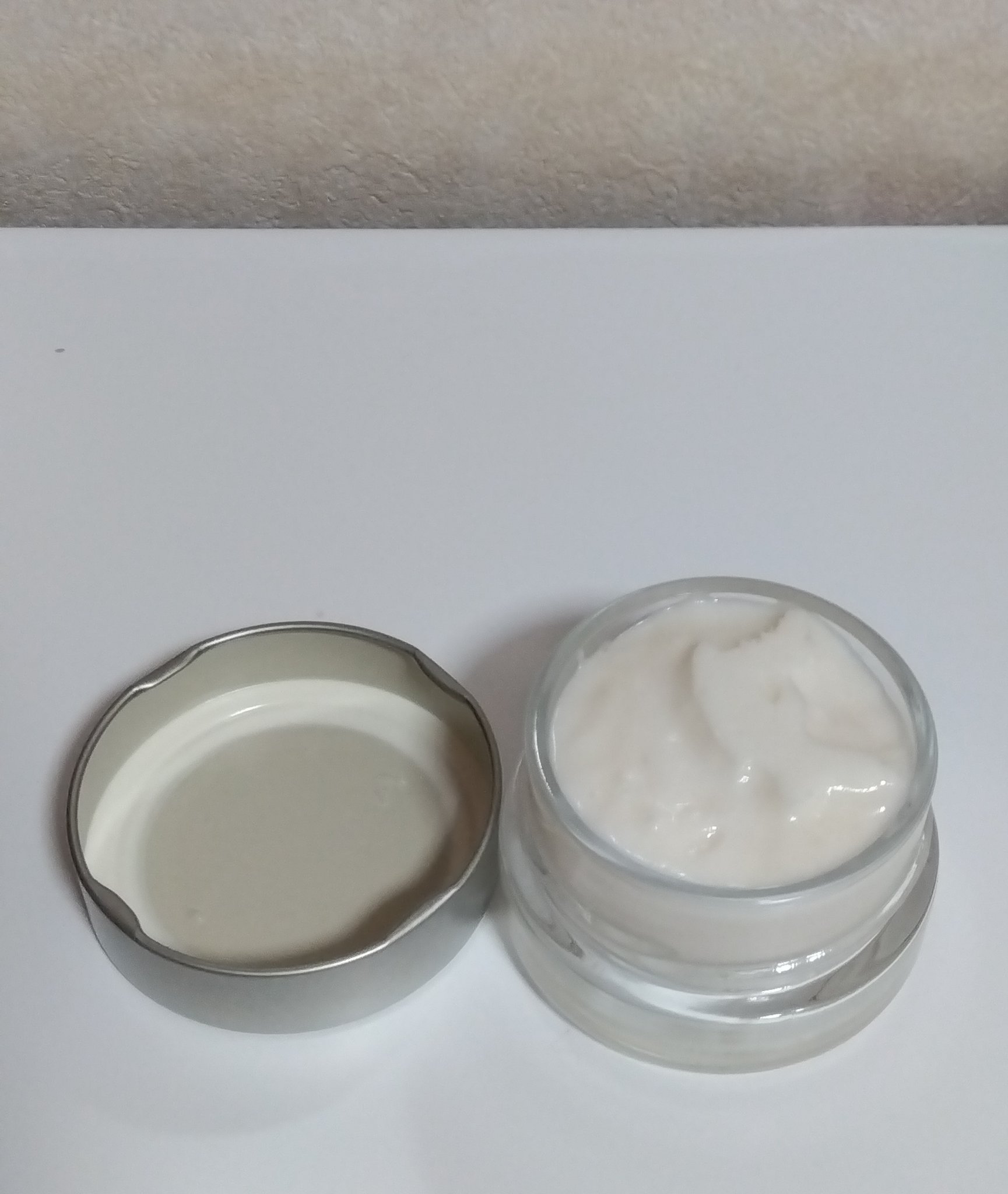 FIVE THIRTY Night-care cream/530/フェイスクリームを使ったクチコミ（2枚目）