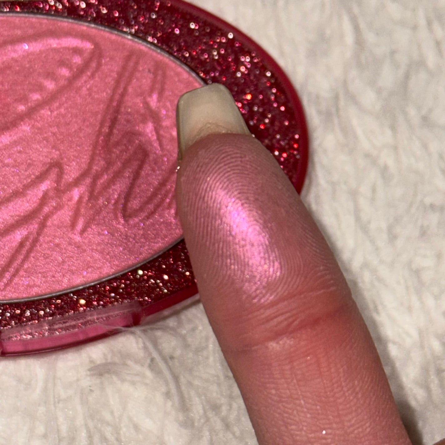 フィー グリッツストーンハイライター/fwee/パウダーハイライトを使ったクチコミ(1枚目)