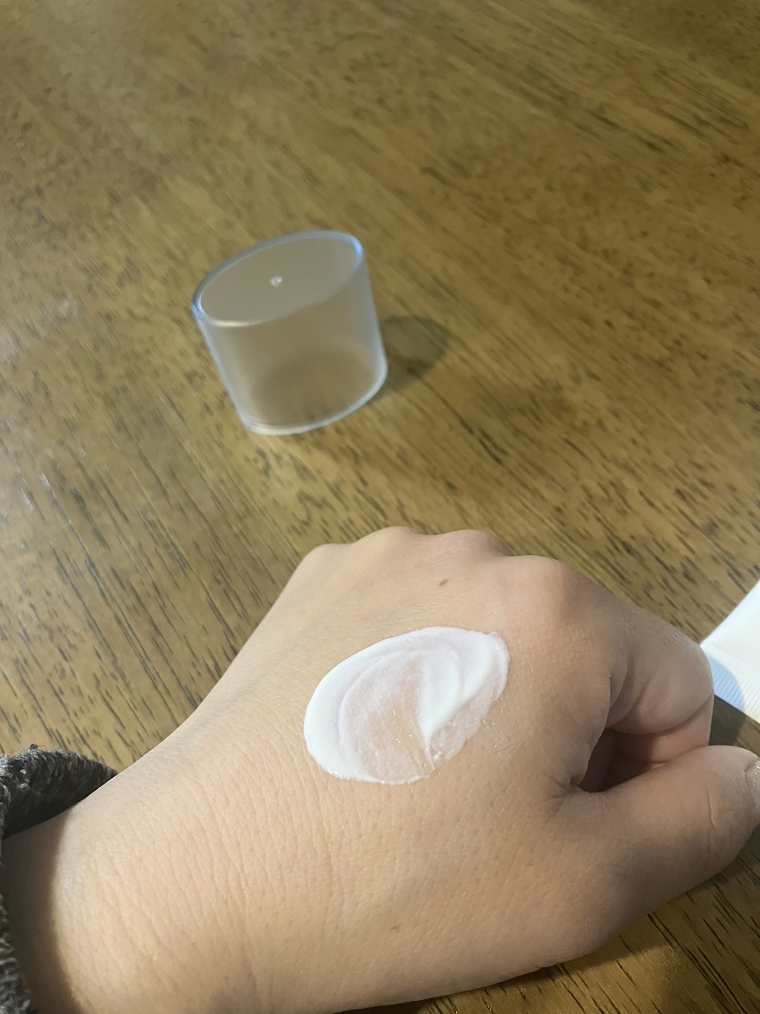 ヒアルーシカ ウォーターフィット サンセラム/SKIN1004/日焼け止めローションを使ったクチコミ（3枚目）