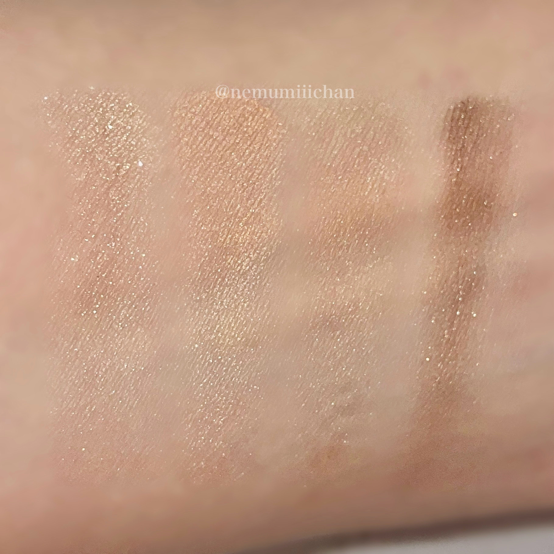 スキンモデリングアイズ/LUNASOL/アイシャドウパレットを使ったクチコミ（2枚目）