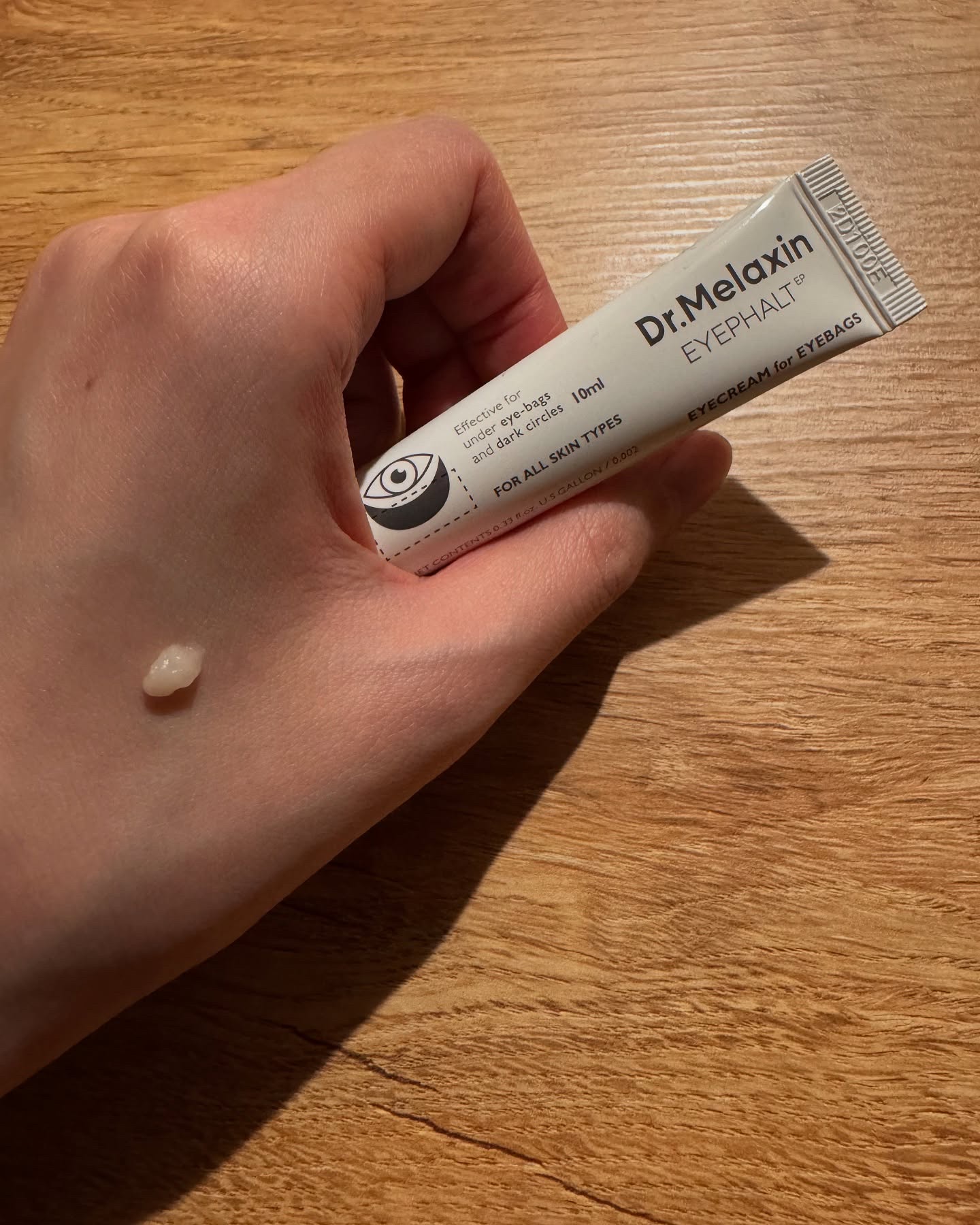 アイファルトアイバッククリーム/Dr.Melaxin/アイケア・アイクリームを使ったクチコミ（3枚目）