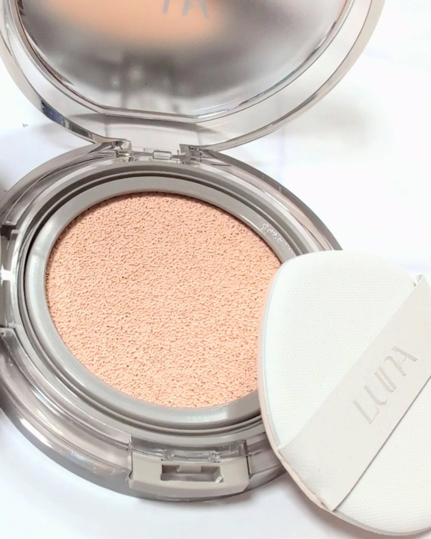 ブラーカバークッション/LUNA/クッションファンデーションを使ったクチコミ(2枚目)