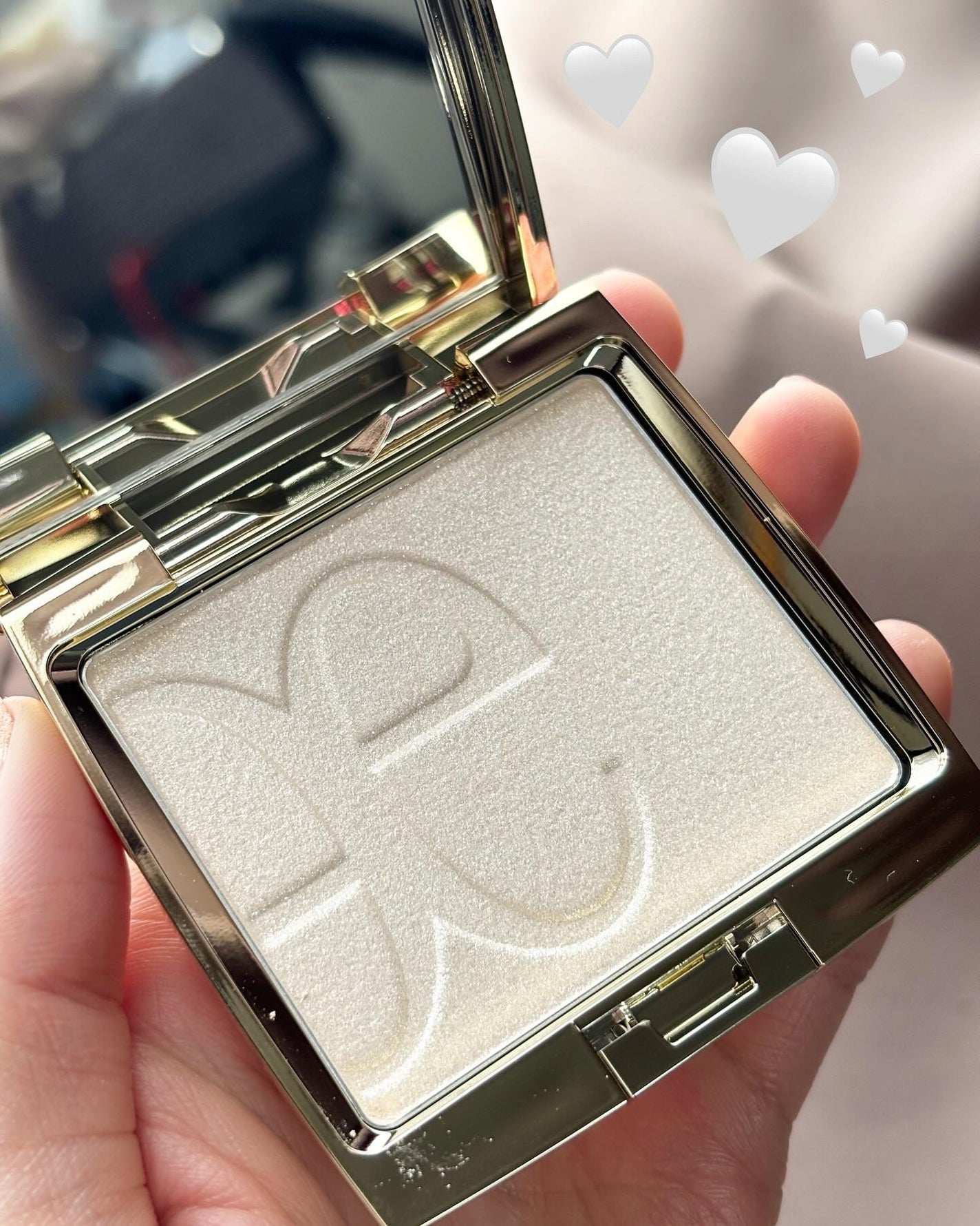 エレガンス アティミエル ヴェール/Elégance/プレストパウダーを使ったクチコミ(1枚目)