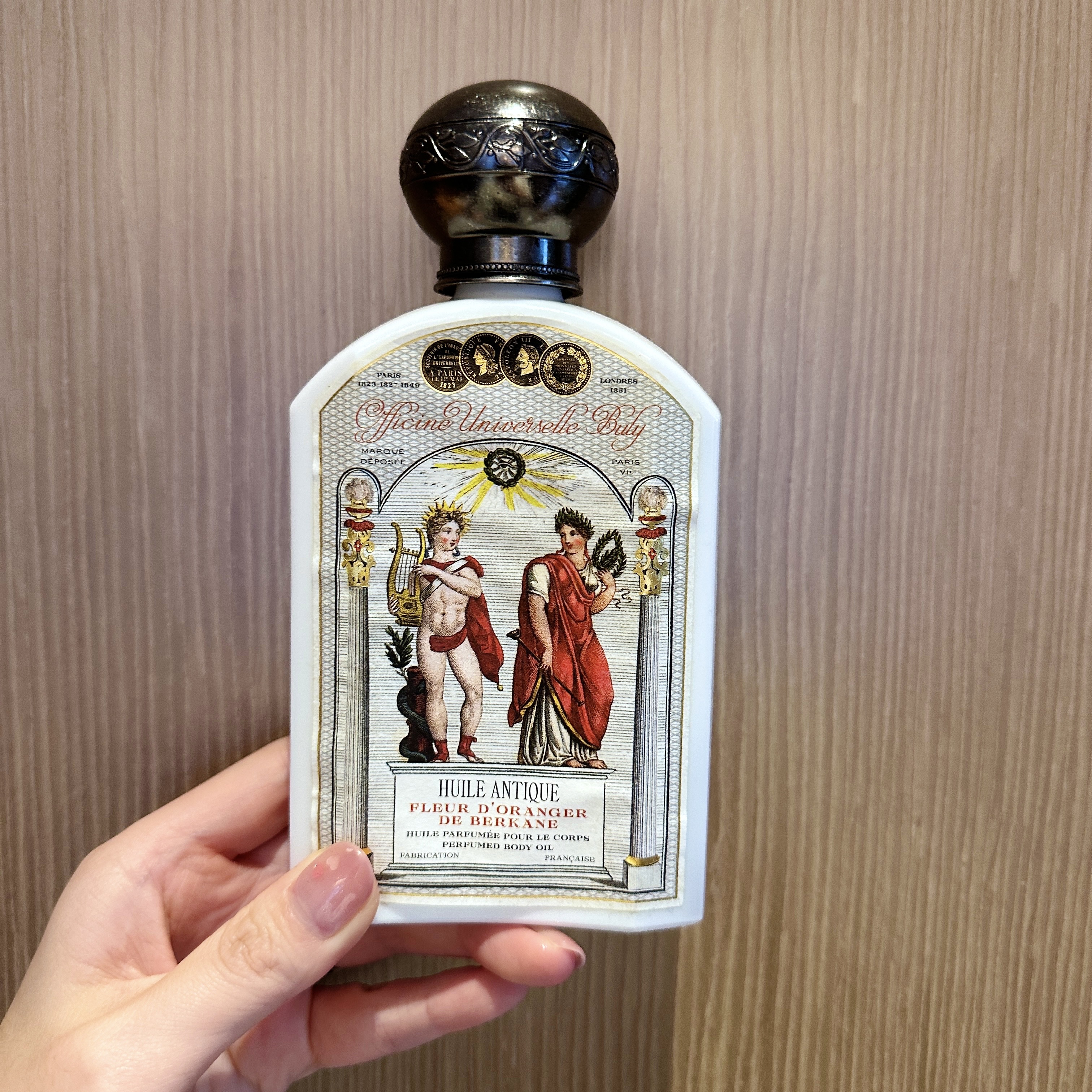 ユイル・アンティーク フルール・ドランジェ・ドゥ・ベルカンヌ/オフィシーヌ・ユニヴェルセル・ビュリー/ボディオイルを使ったクチコミ（1枚目）