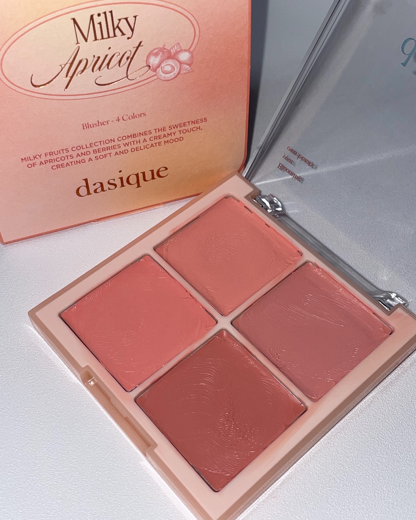 ブレンディングムードチーク/dasique/パウダーチークを使ったクチコミ（3枚目）