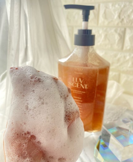 スクラブボディウォッシュ コージーファイヤー シダーウッド/LUV SCENT/ボディスクラブを使ったクチコミ(8枚目)