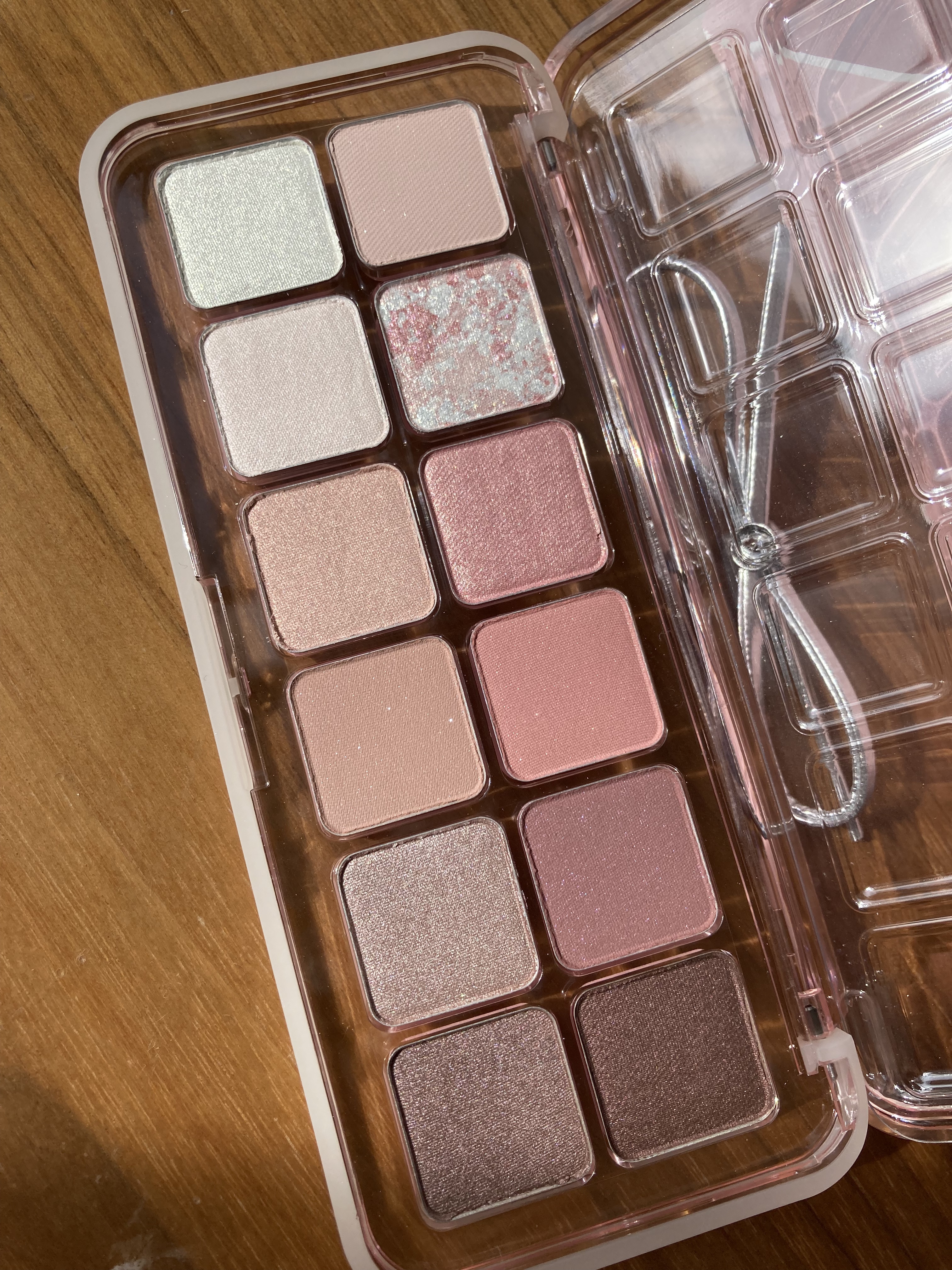 プロ アイ パレット エアー/CLIO/アイシャドウパレットを使ったクチコミ（2枚目）