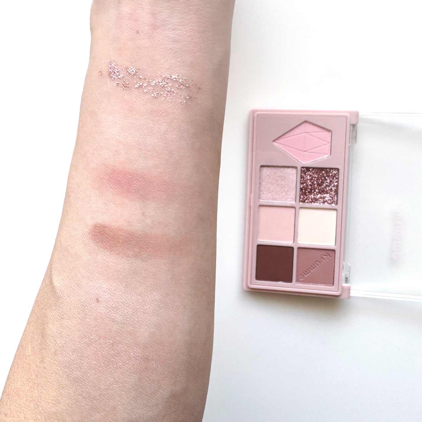 KM マルチパーパスパレット/DAISO/アイシャドウパレットを使ったクチコミ(2枚目)