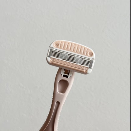 貝印 miness ボディ用カミソリ 替刃2個付のクチコミ「┈┈┈┈┈┈┈┈┈┈
miness ボディ用カミソリ 替刃2個付
┈┈┈┈┈┈┈┈┈┈
.....」(2枚目)