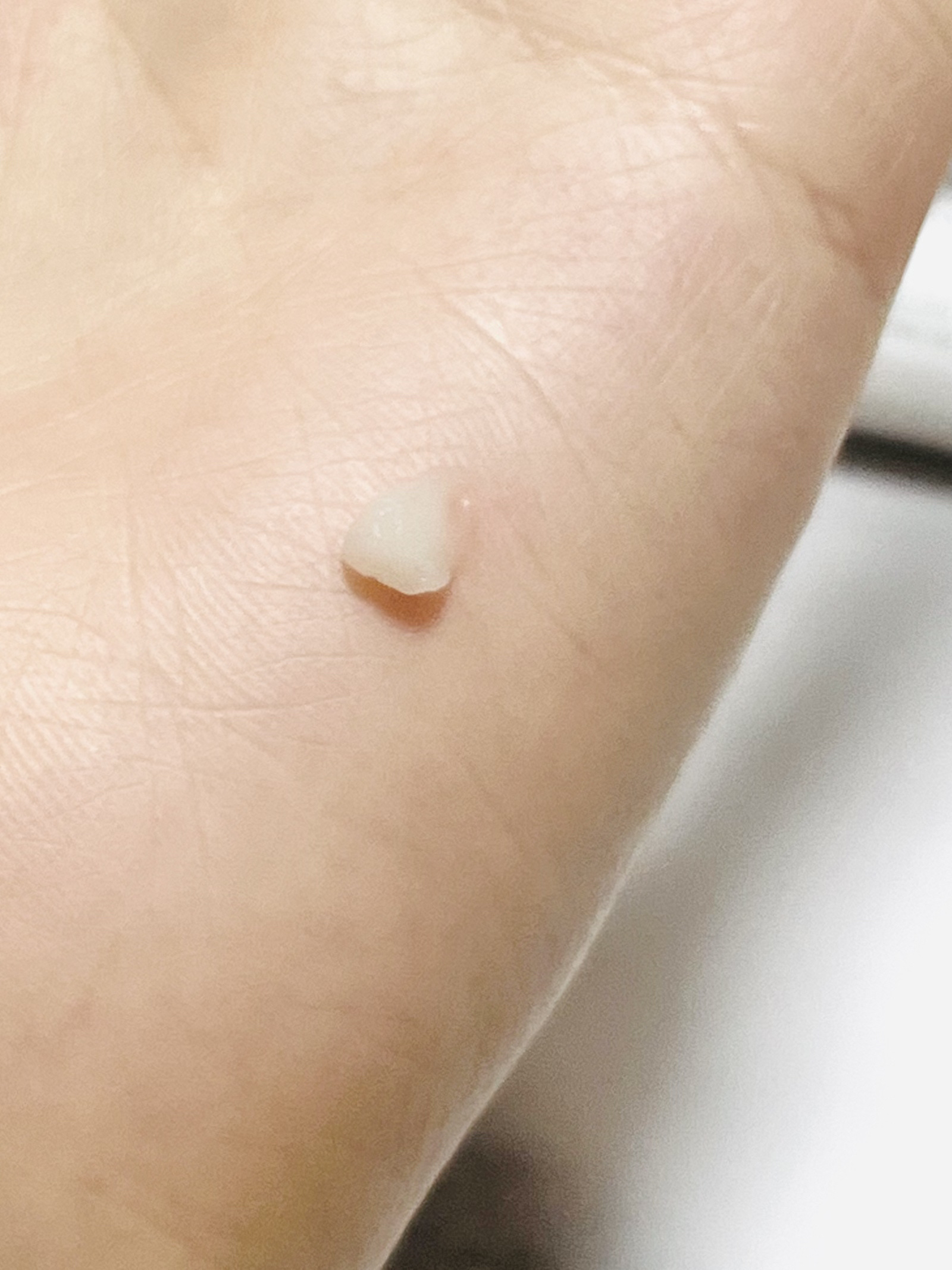 アイファルトアイバッククリーム/Dr.Melaxin/アイケア・アイクリームを使ったクチコミ（3枚目）