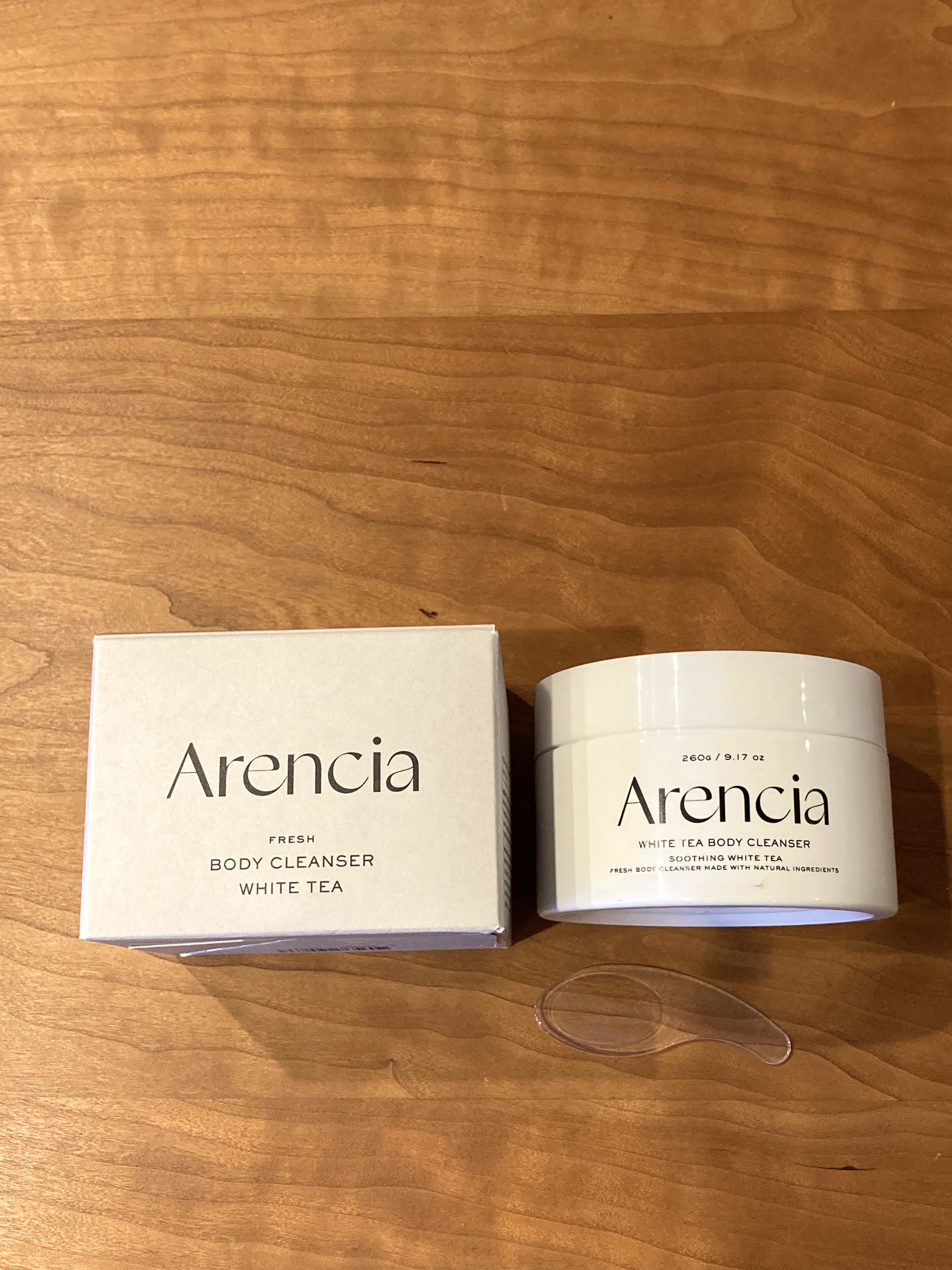 ボディークレンザー ホワイトティー/アレンシア/ボディソープを使ったクチコミ（1枚目）