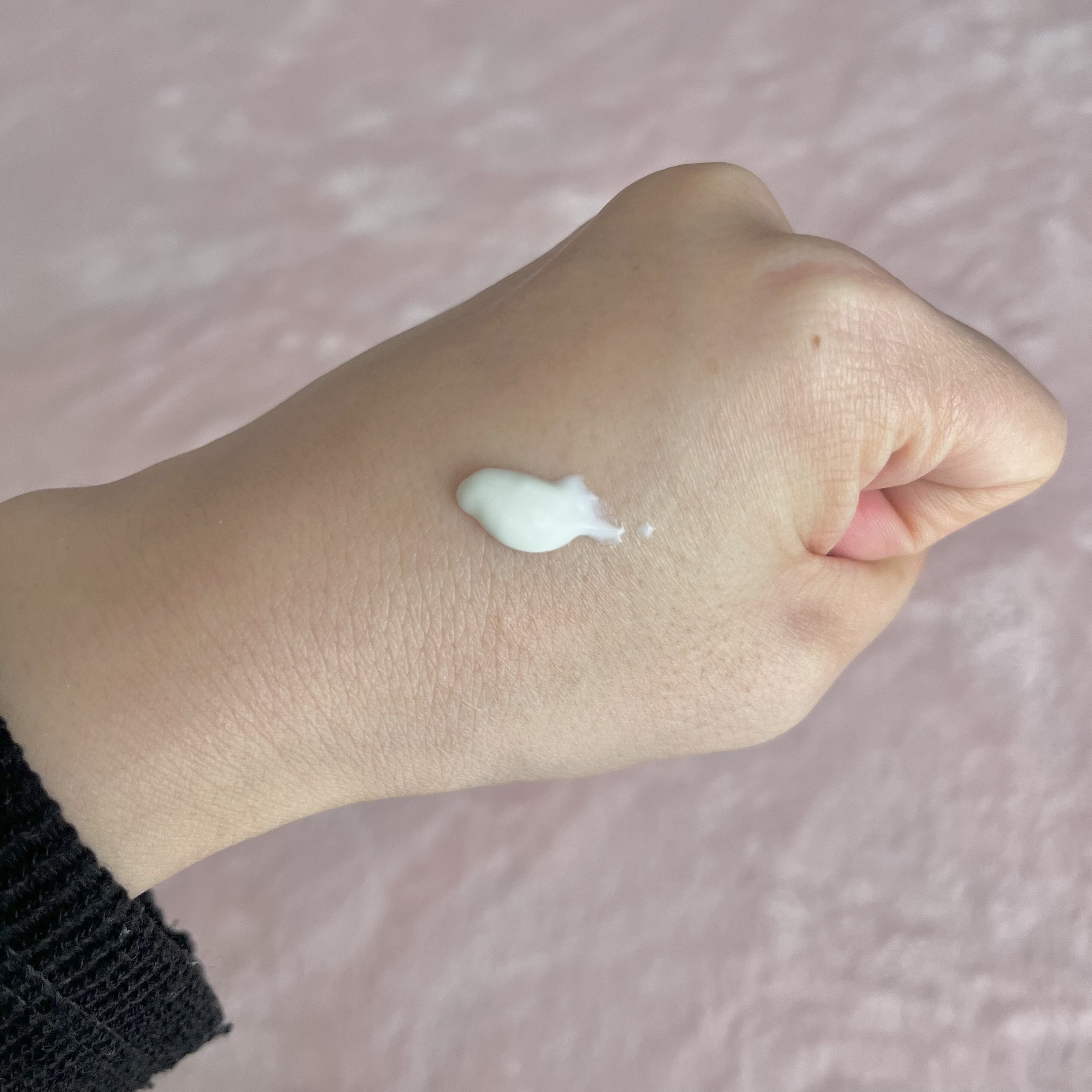 ヒアルーシカ ウォーターフィット サンセラム/SKIN1004/日焼け止めローションを使ったクチコミ（2枚目）