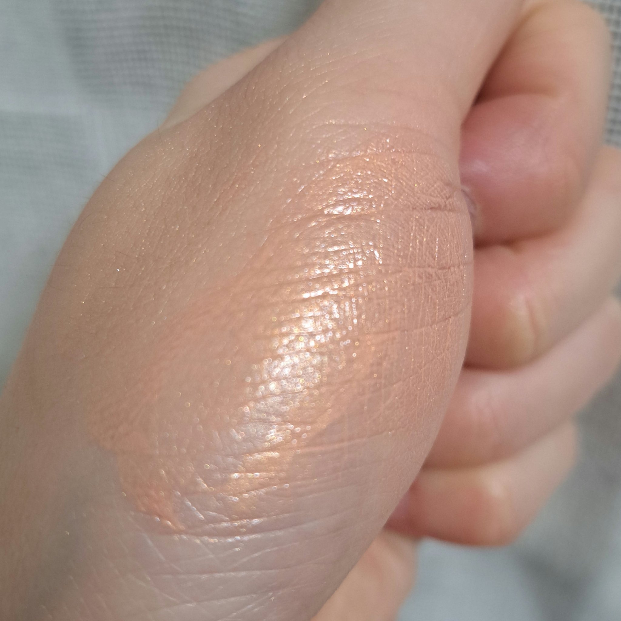 ストロボ ビーム リキッド ブラッシュ/M・A・C/リキッドチークを使ったクチコミ（3枚目）