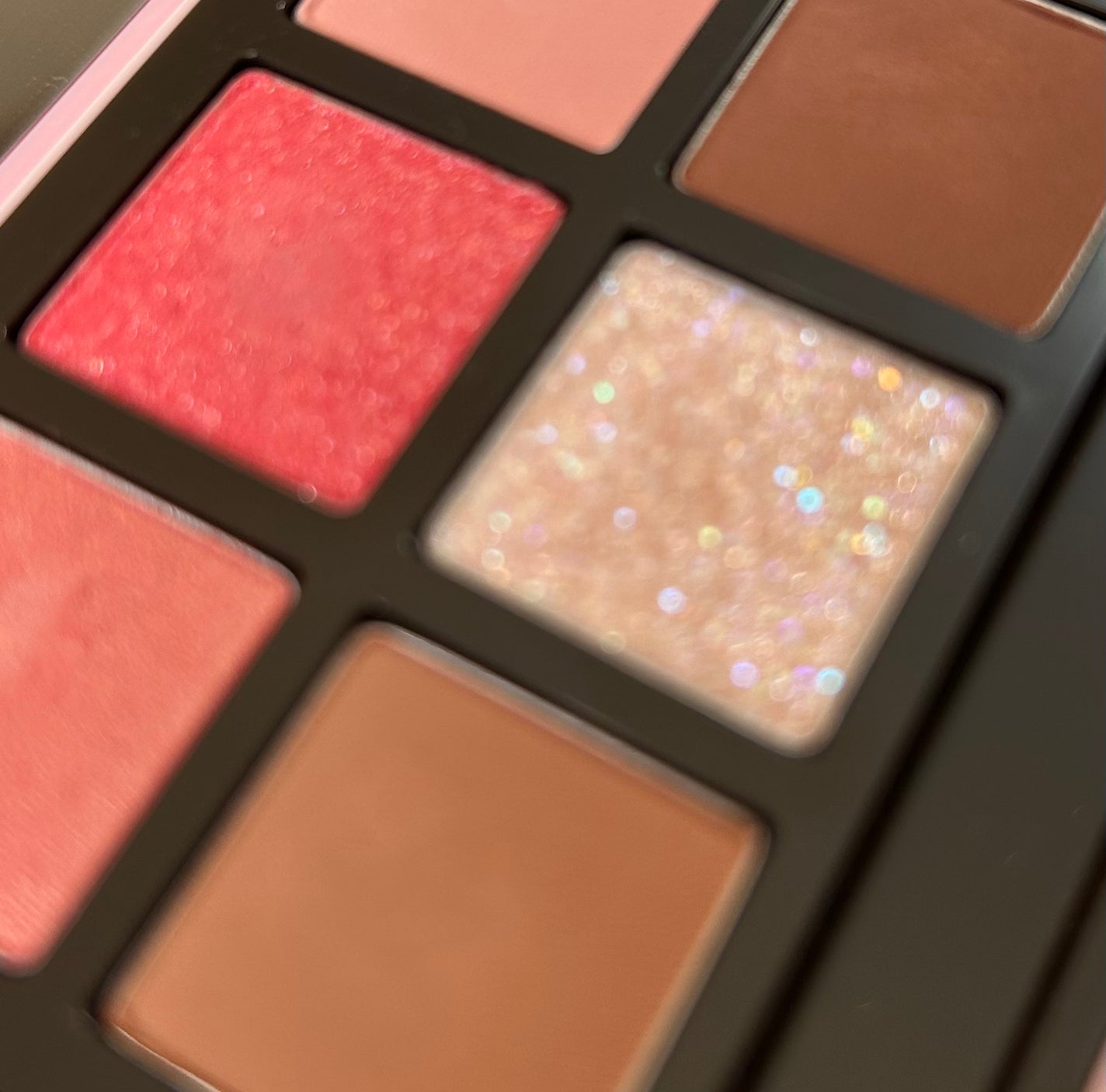 ハート プレイカラーアイズ/ETUDE/アイシャドウパレットを使ったクチコミ(4枚目)