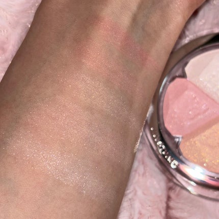 ジルスチュアート ブルーム ミックスブラッシュ コンパクト 30 camellia organdy/JILL STUART/パウダーチークの画像