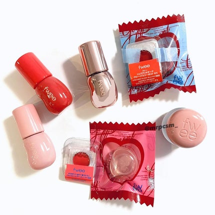 フィー 3Dボリューミンググロス/fwee/リップグロスを使ったクチコミ(1枚目)