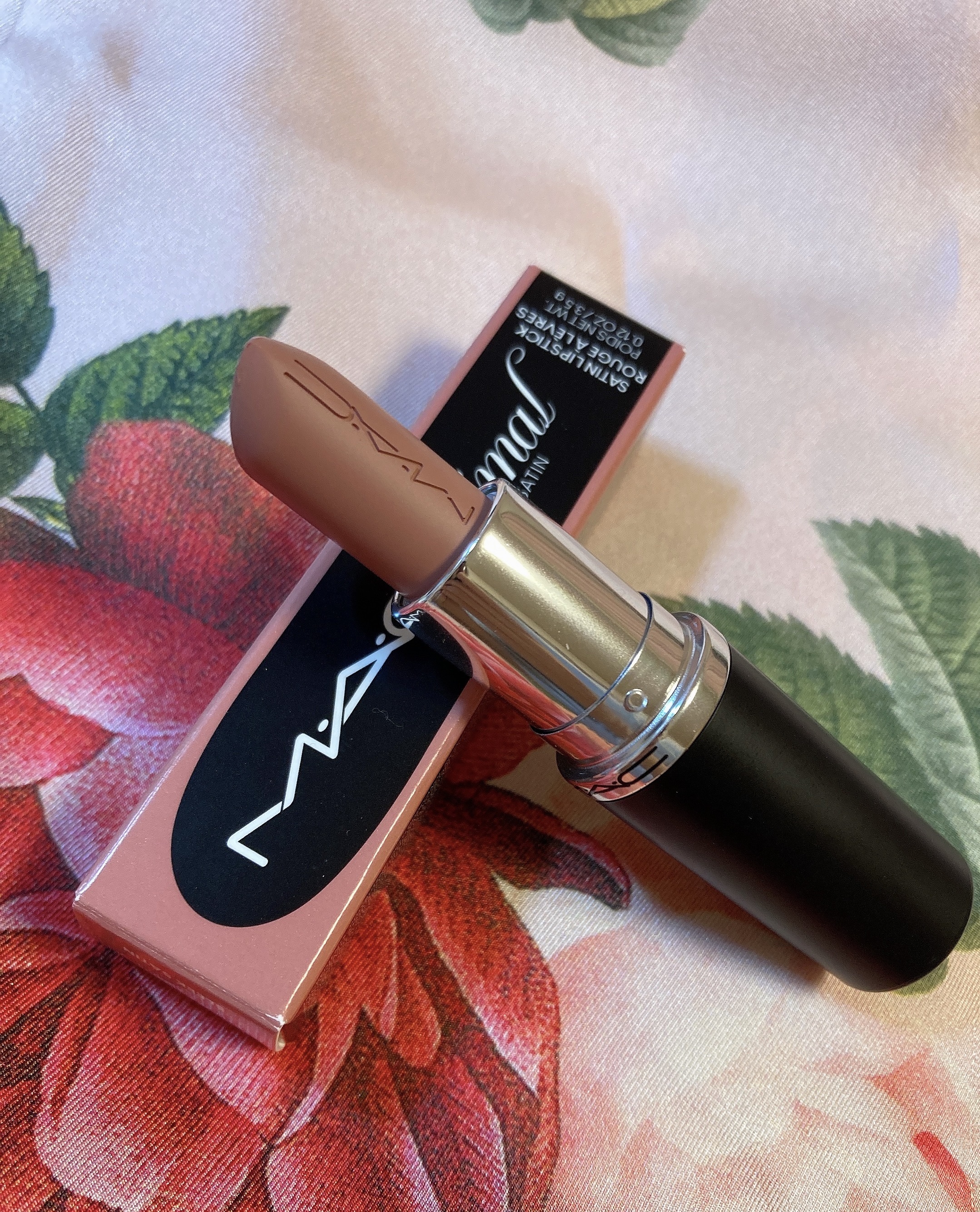 リップスティック ブランキッティ（アンプリファイド）/M・A・C/口紅を使ったクチコミ（1枚目）