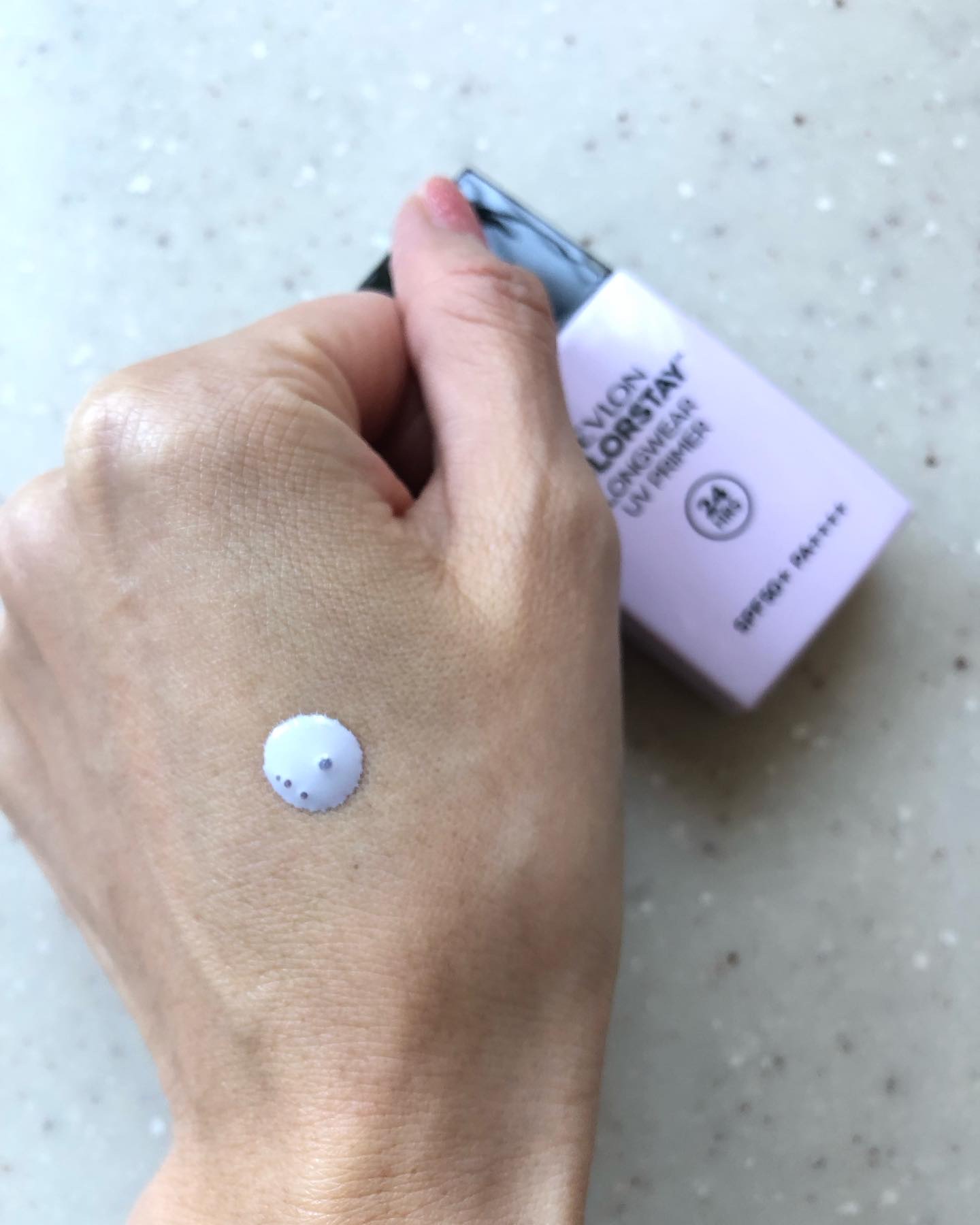 カラーステイ UV プライマー/REVLON/化粧下地を使ったクチコミ（2枚目）