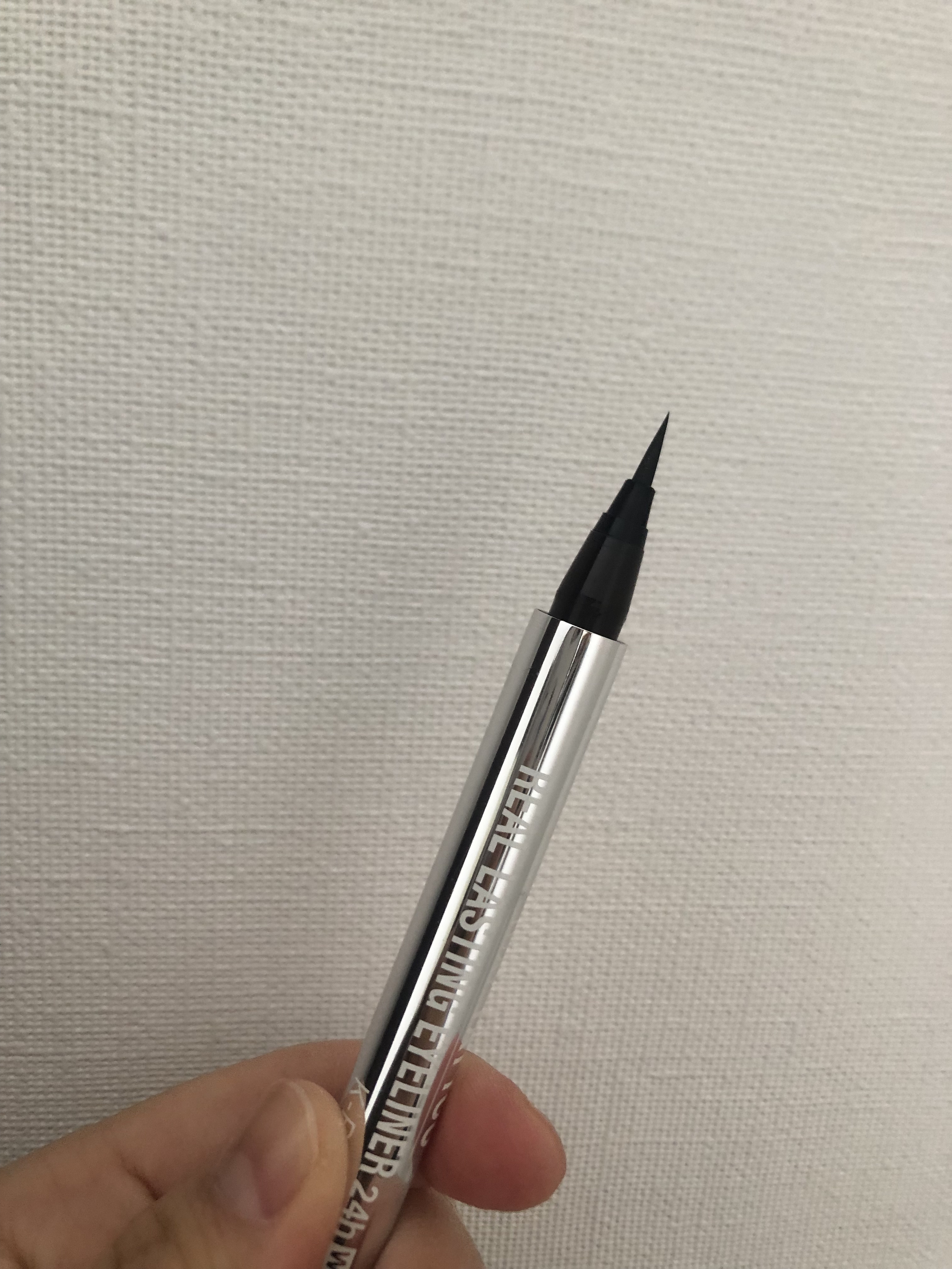 リアルラスティングアイライナー24hWP BB ブラウンブラック/K-パレット/リキッドアイライナーを使ったクチコミ（1枚目）