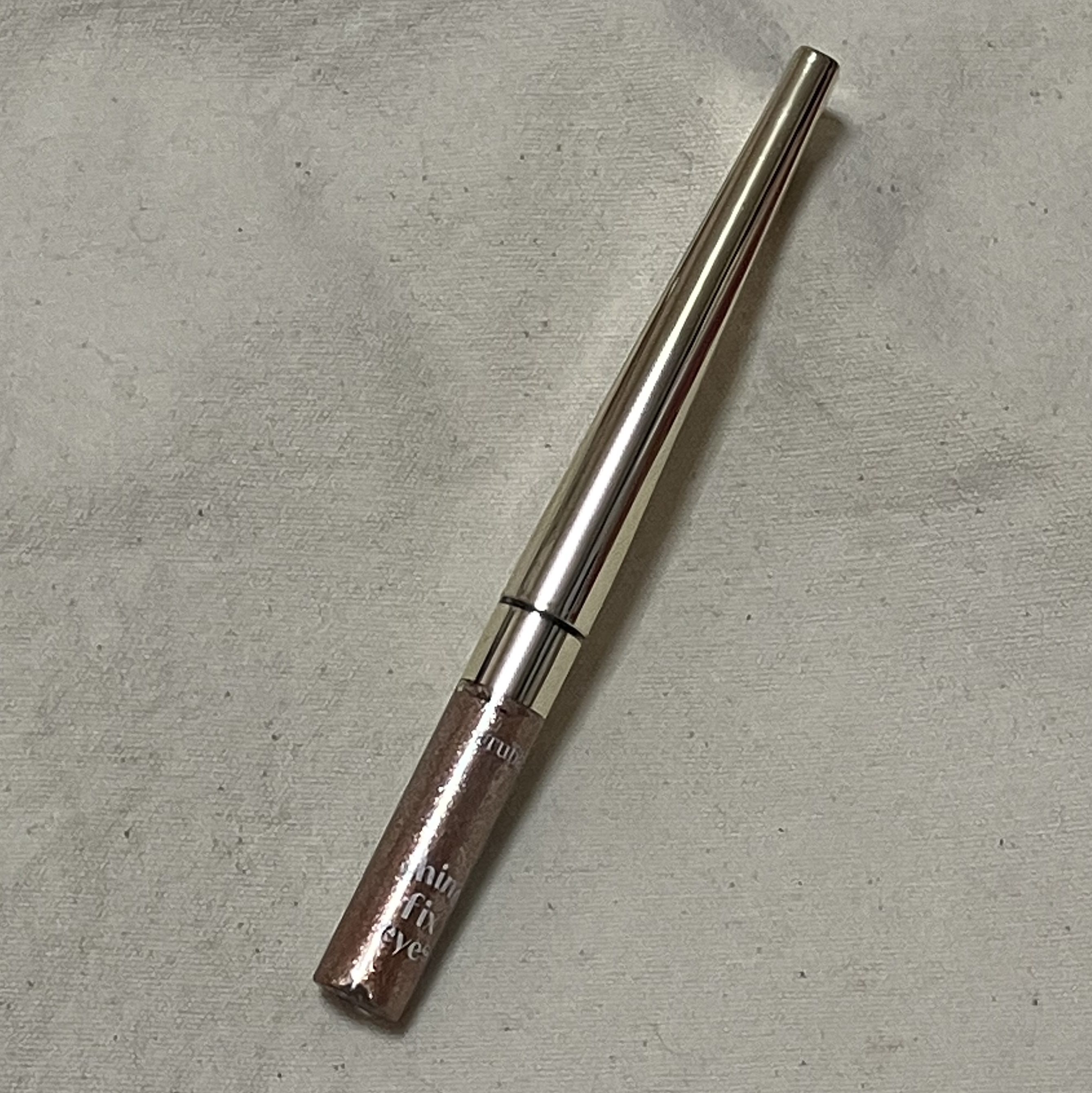 シャインフィックス アイズグリッター/ETUDE/グリッターを使ったクチコミ（1枚目）