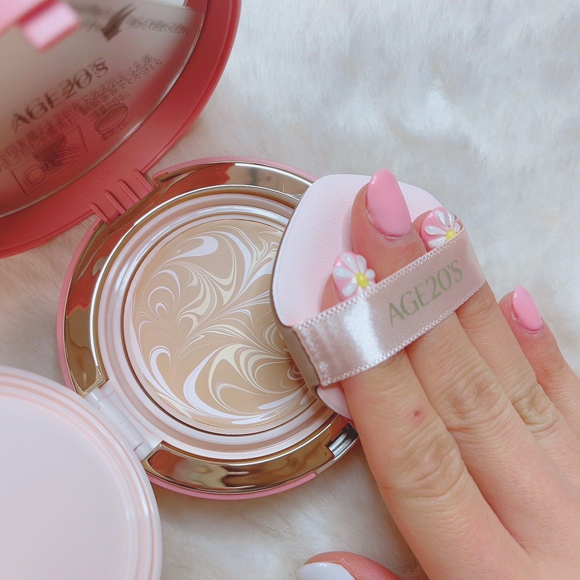 ヴェールヌーディ エッセンスパクトグロウ/AGE20’s/クリーム・エマルジョンファンデーションを使ったクチコミ（3枚目）