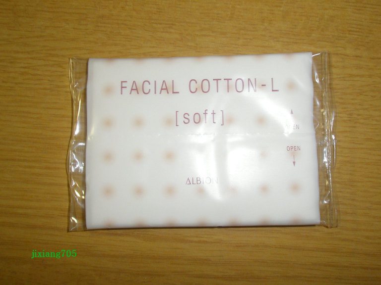 ALBION アルビオン フェイシャルコットンＬのクチコミ「ゆめタウンで買い物をしていた時に、そこに入っている化粧品店からの無料サンプルセットをいただいて.....」（1枚目）