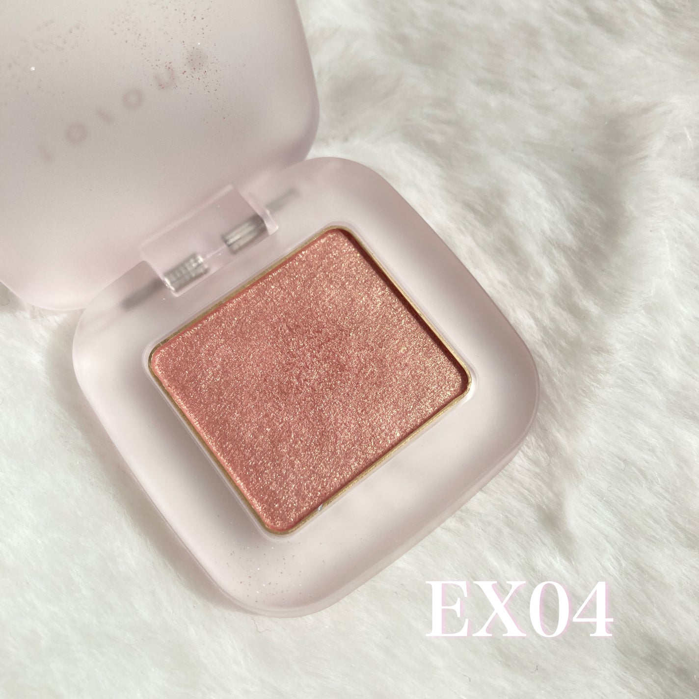 トーン ペタル フロート アイズ/to/one/単色アイシャドウを使ったクチコミ(2枚目)