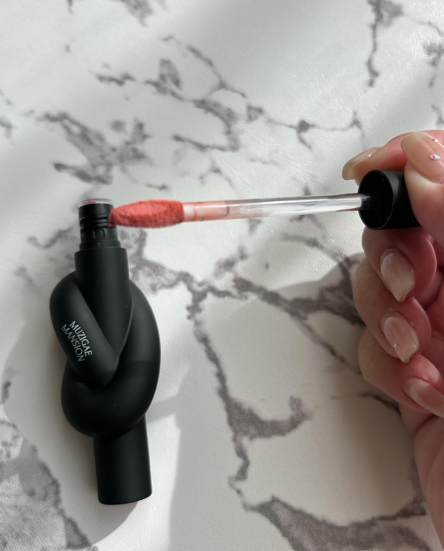 タイアップカバーティント/MUZIGAE MANSION/リップティントを使ったクチコミ（3枚目）