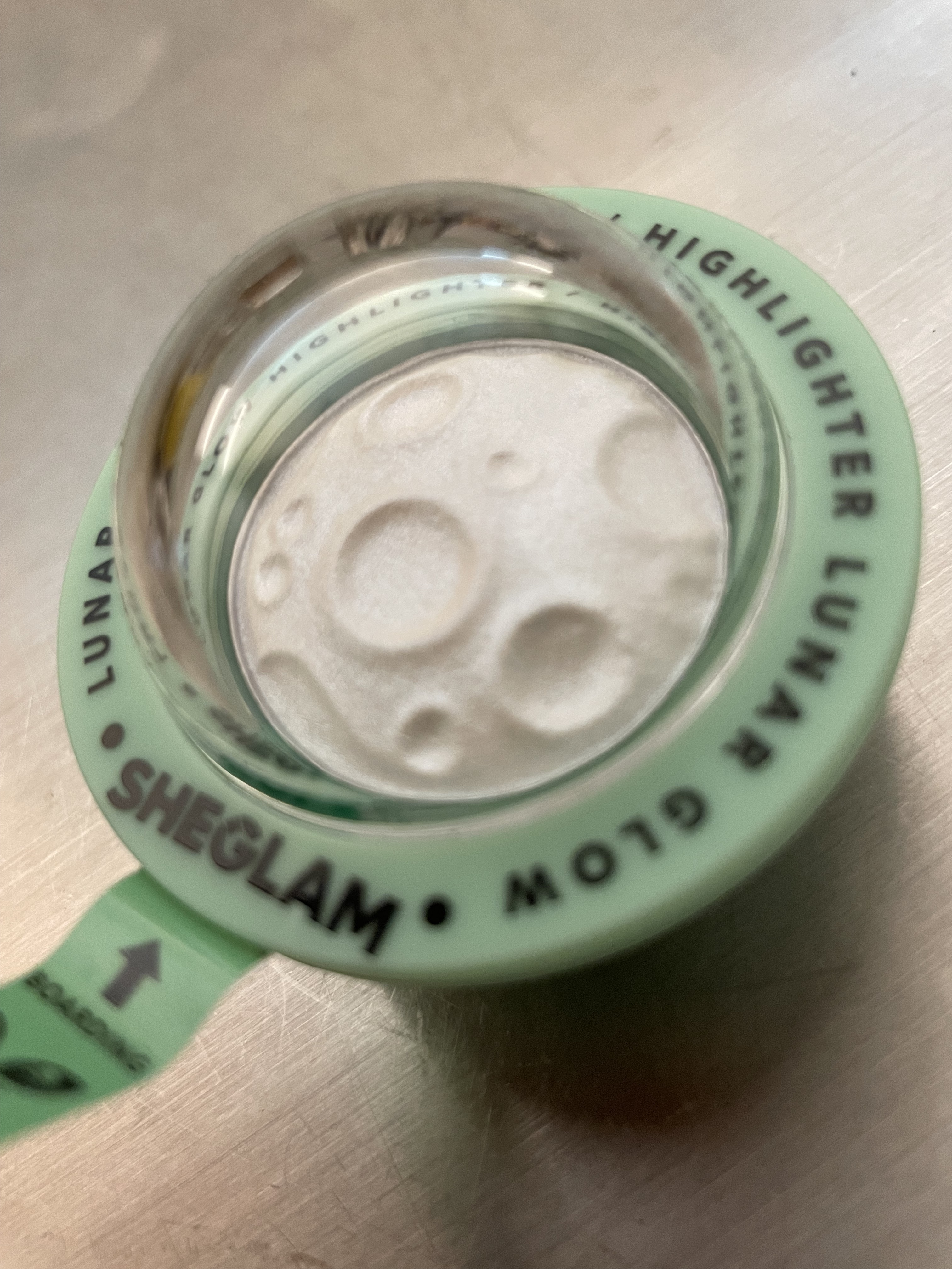 ルナグロウ ハイライター/SHEGLAM/パウダーハイライトを使ったクチコミ（1枚目）