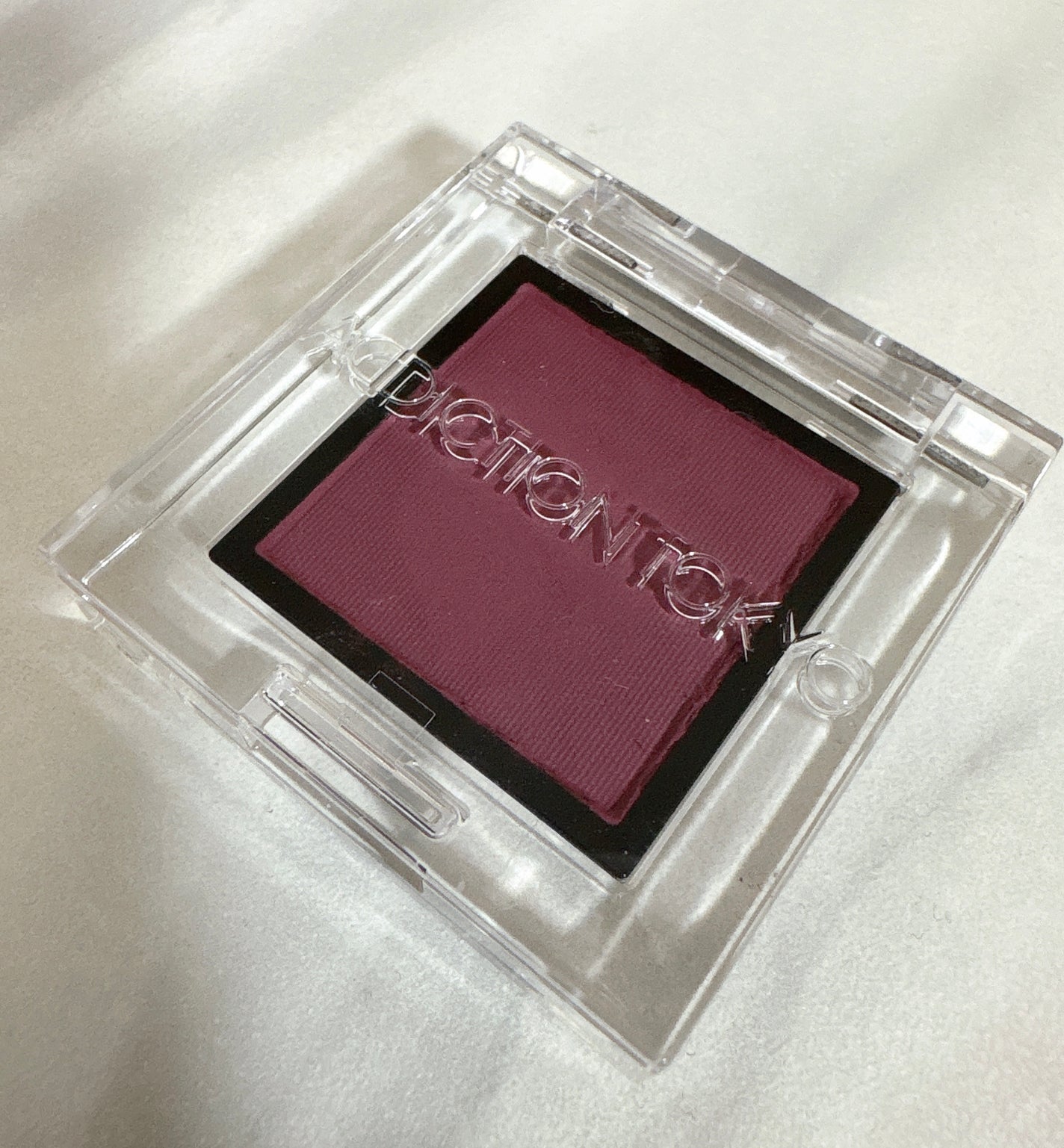 アディクション ザ アイシャドウ マット/ADDICTION/単色アイシャドウを使ったクチコミ(5枚目)