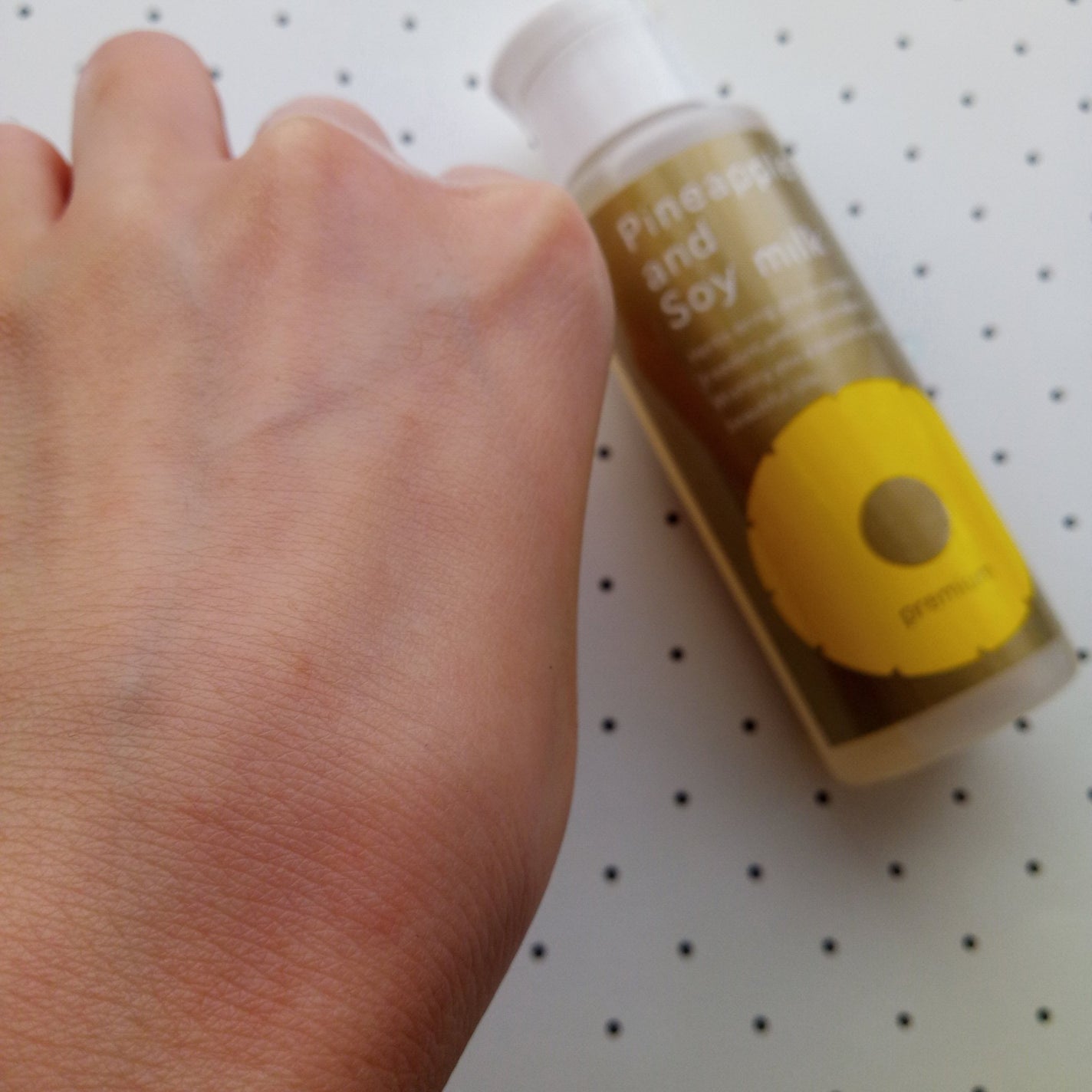 パイナップル豆乳ローションプレミアム/鈴木ハーブ研究所/ボディローションを使ったクチコミ(5枚目)