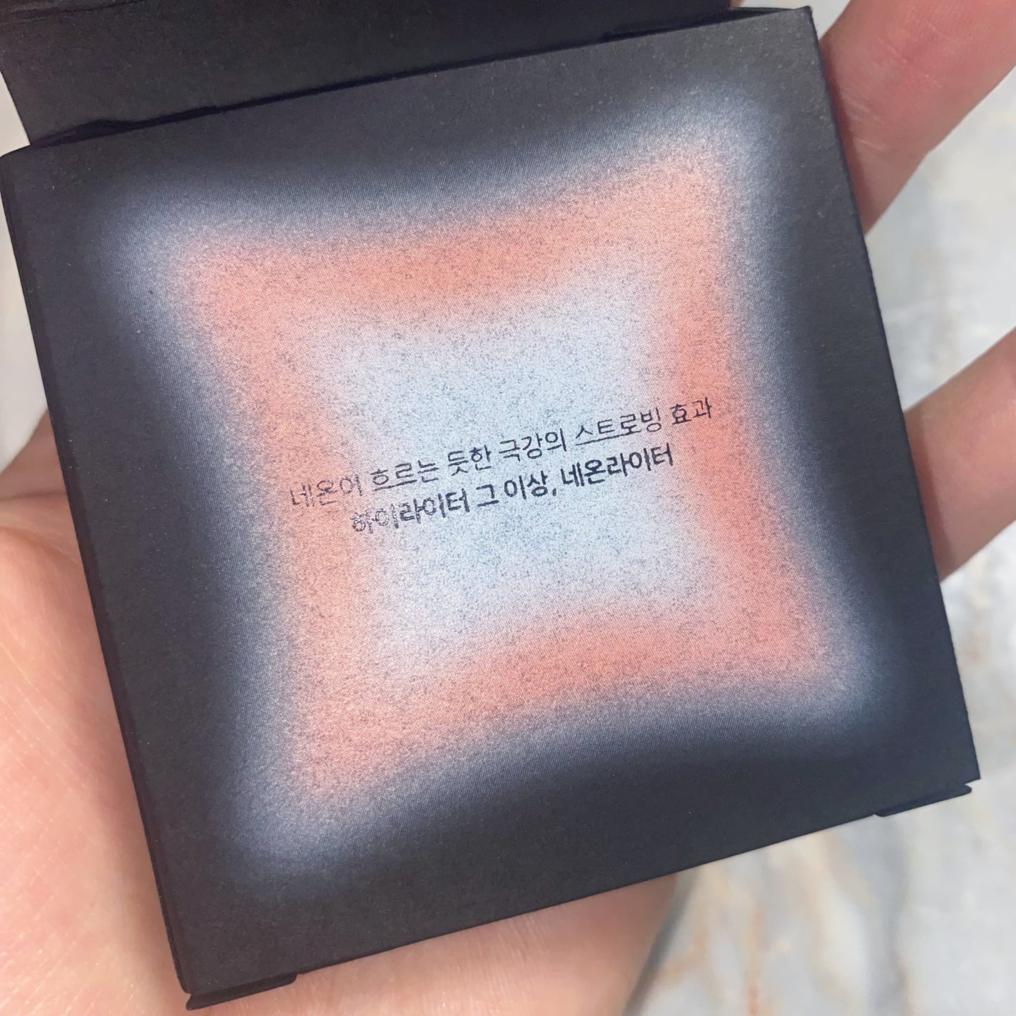 アストラライト ネオンライター/Ameli/パウダーハイライトを使ったクチコミ(3枚目)