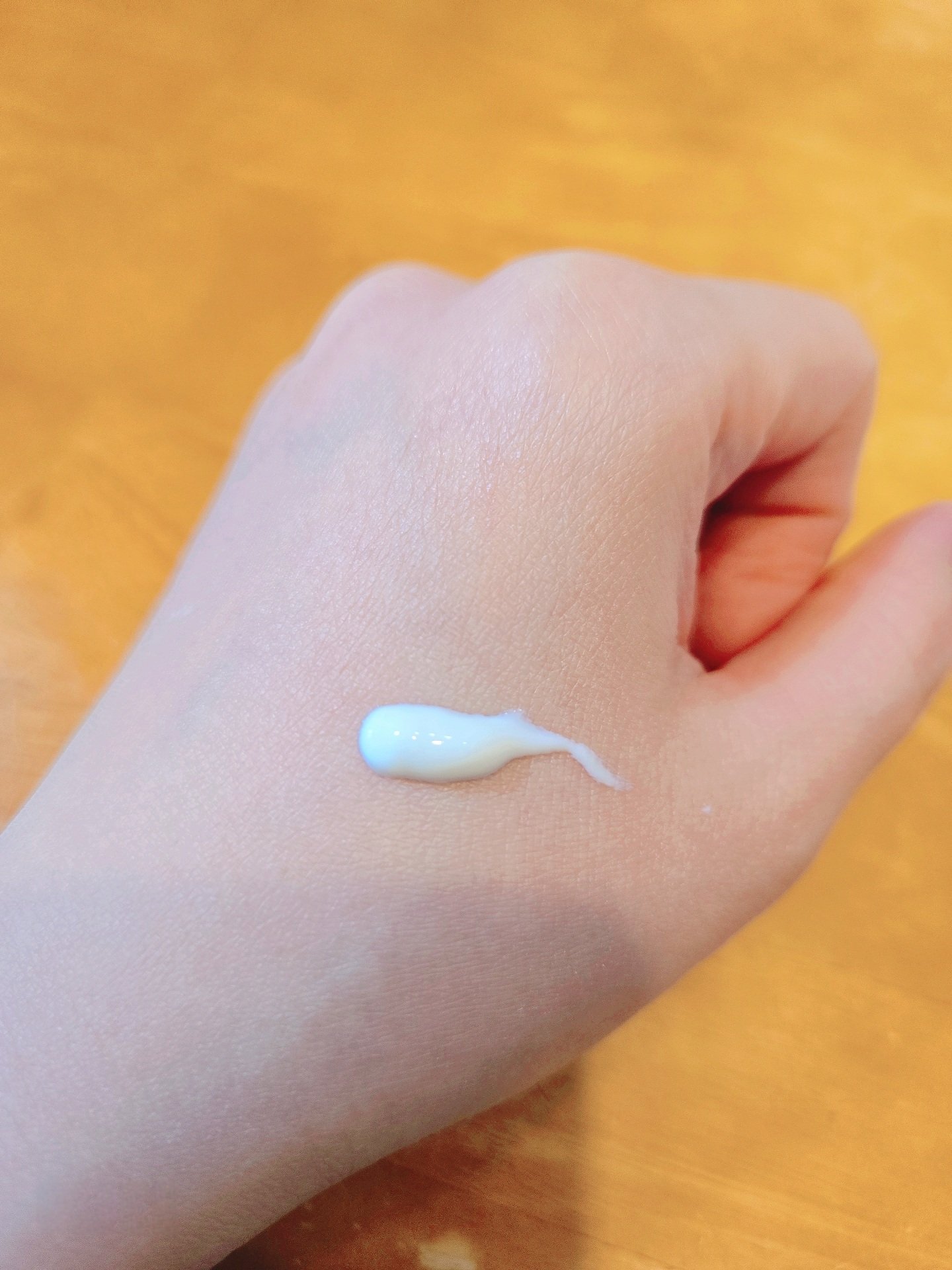 ヒアルーシカ ウォーターフィット サンセラム/SKIN1004/日焼け止めローションを使ったクチコミ（3枚目）