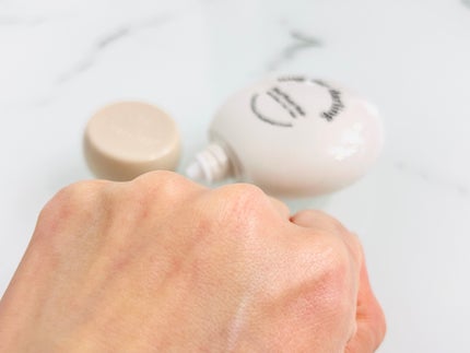 パフューマリー ハンド&ネイルクリーム サマーナイト 50ml/カミール/ハンドクリームを使ったクチコミ(4枚目)