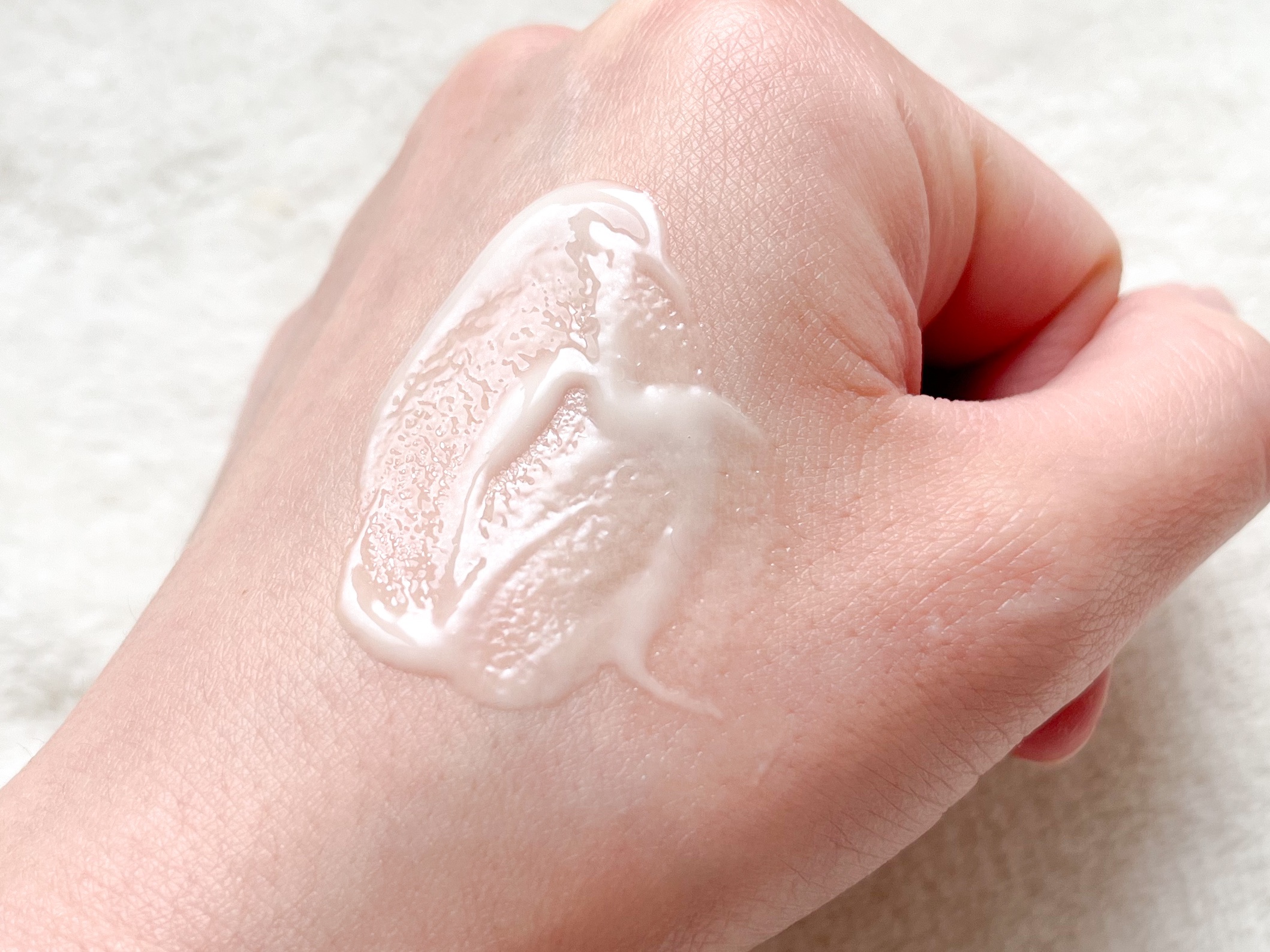 ニベアUV ディープ プロテクト＆ケア ジェル/ニベア/日焼け止めジェルを使ったクチコミ（3枚目）