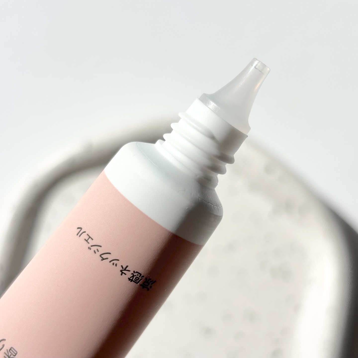 8x4 アロマスイッチ 涼感ネックジェル パリスブーケの香り/８ｘ４/デオドラント・制汗剤を使ったクチコミ（3枚目）