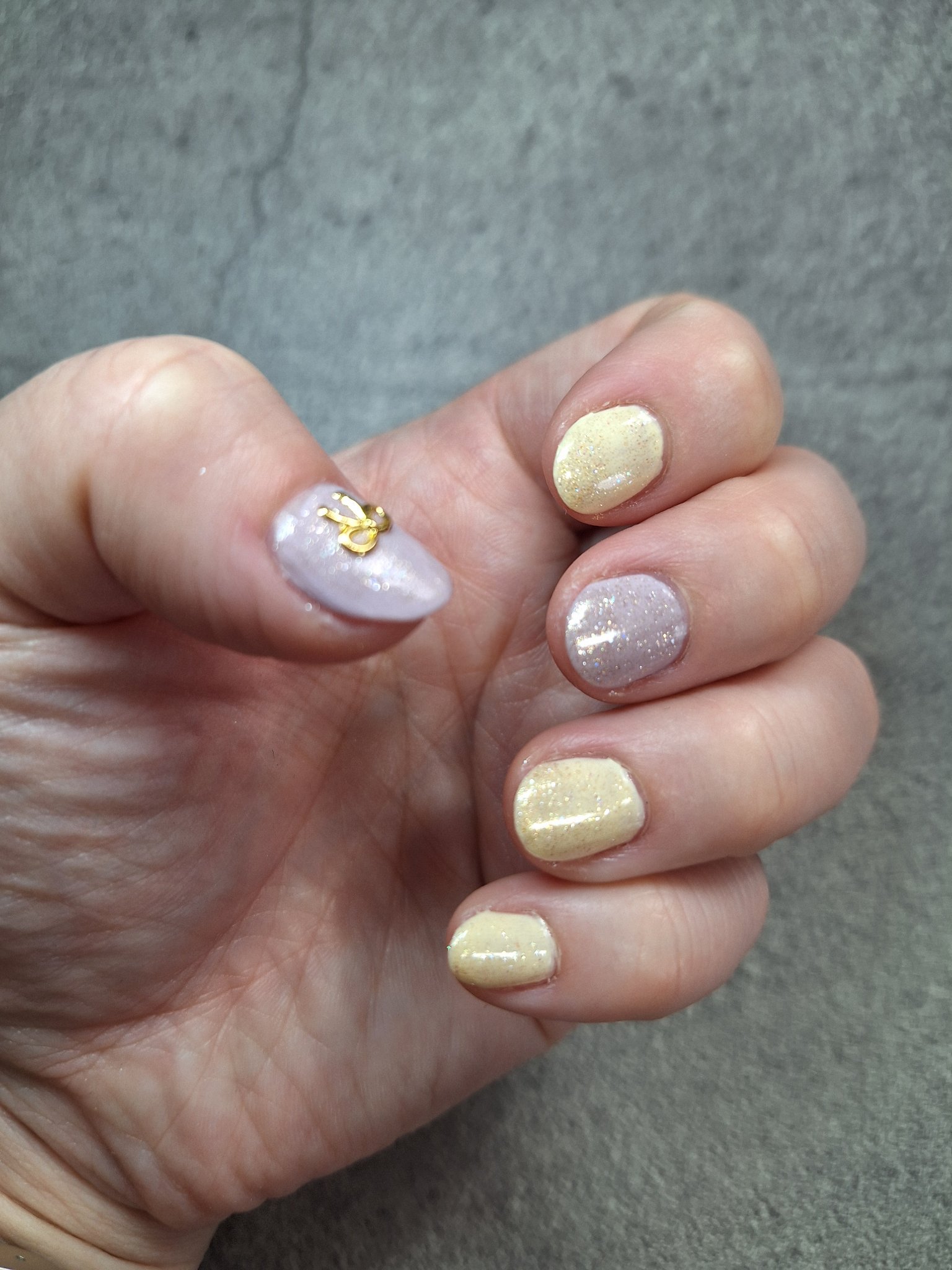 カラフルネイルズ/キャンメイク/マニキュアを使ったクチコミ（2枚目）