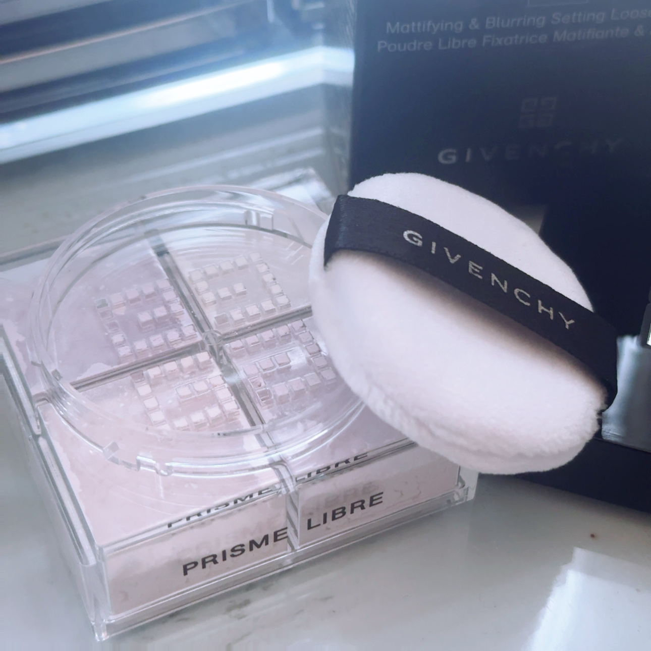 プリズム・リーブル・トラベル/GIVENCHY/ルースパウダーを使ったクチコミ（2枚目）