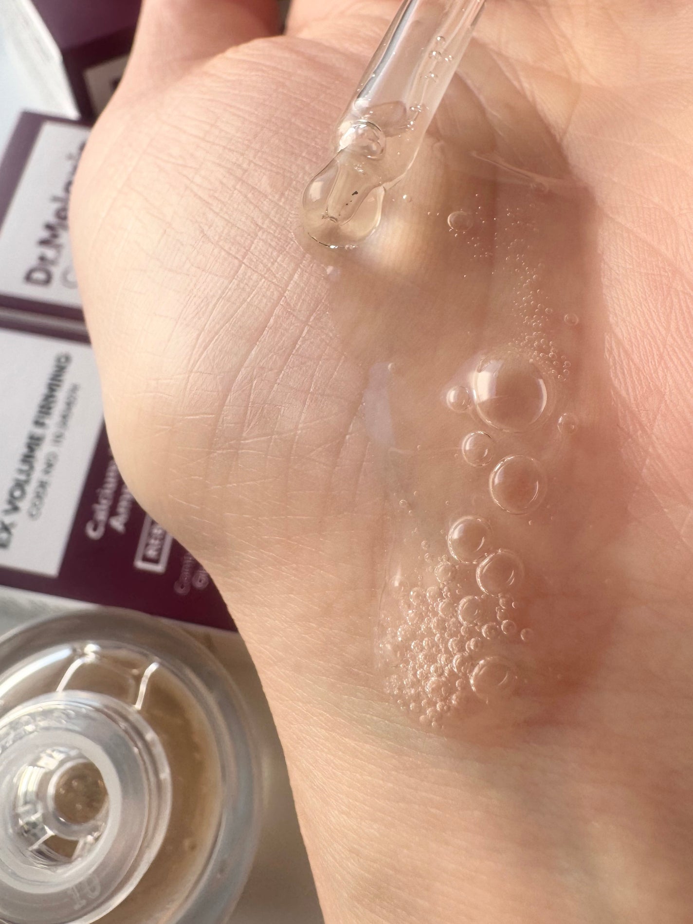 セメンリトカルシウムアンプル+セメンリトカルシウムクリーム/Dr.Melaxin/スキンケアキットを使ったクチコミ(4枚目)