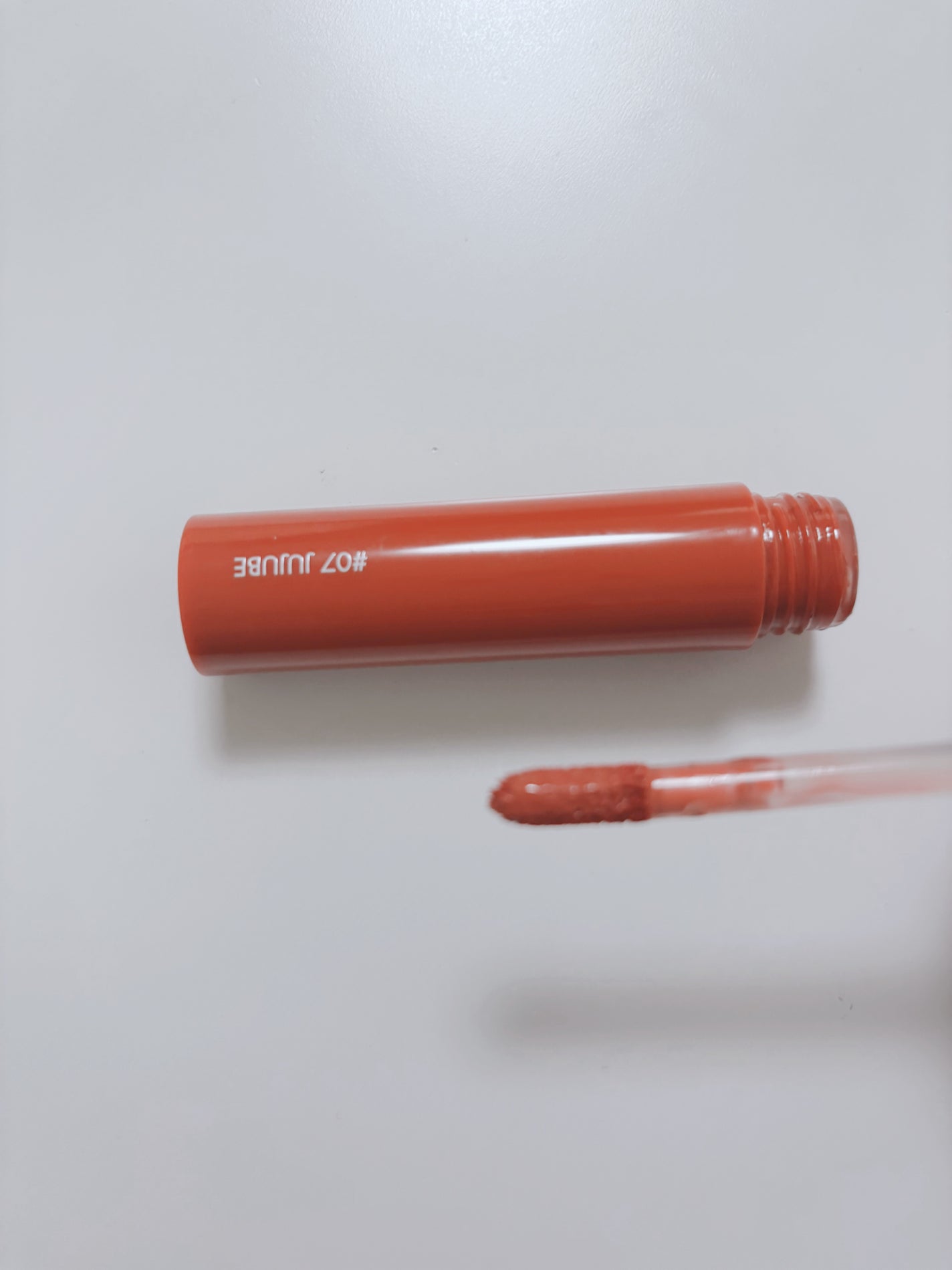 ジューシーラスティングティント/rom&nd/リップティントを使ったクチコミ(2枚目)