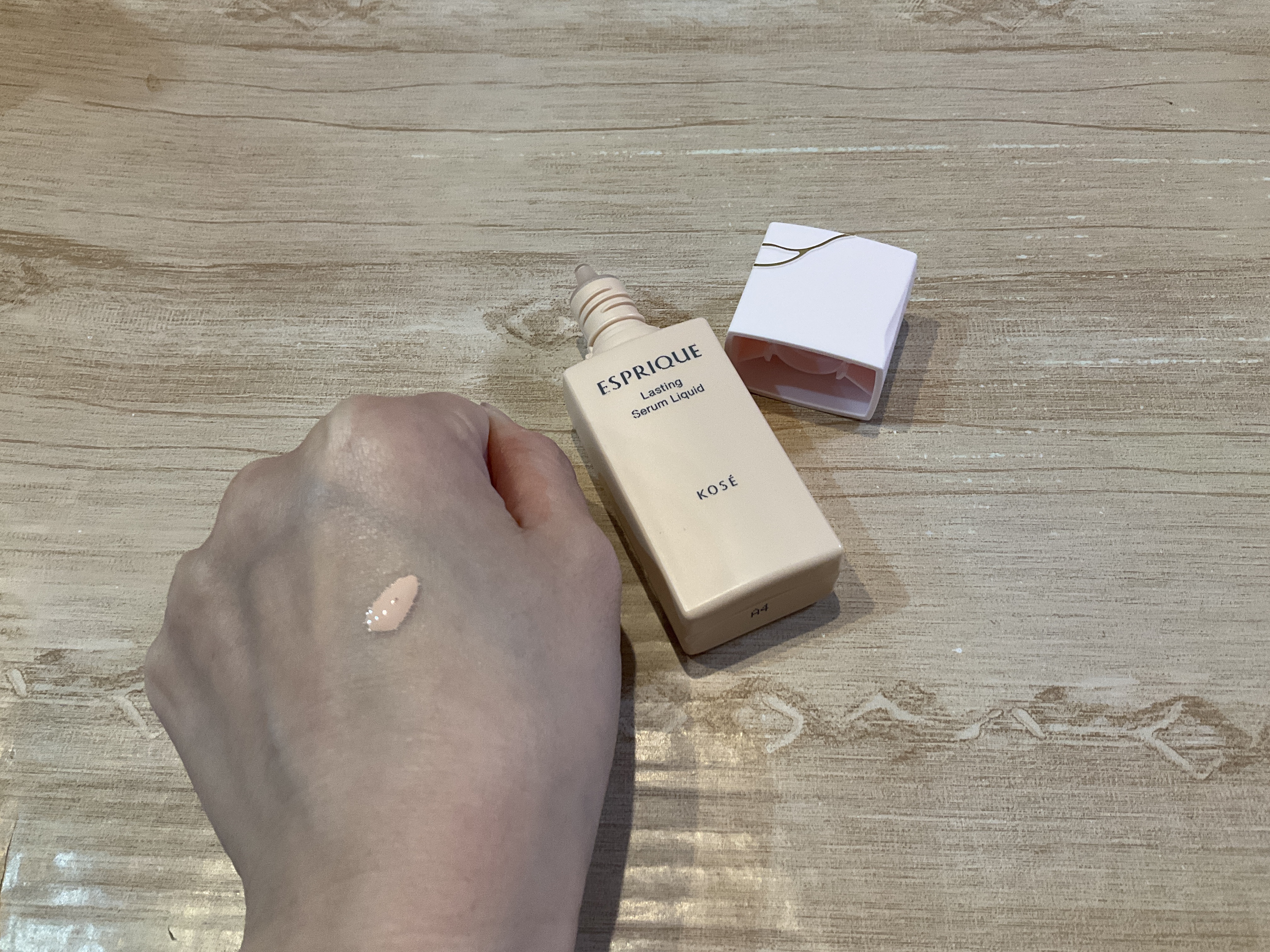 ラスティング セラム リキッド/ESPRIQUE/リキッドファンデーションを使ったクチコミ（2枚目）