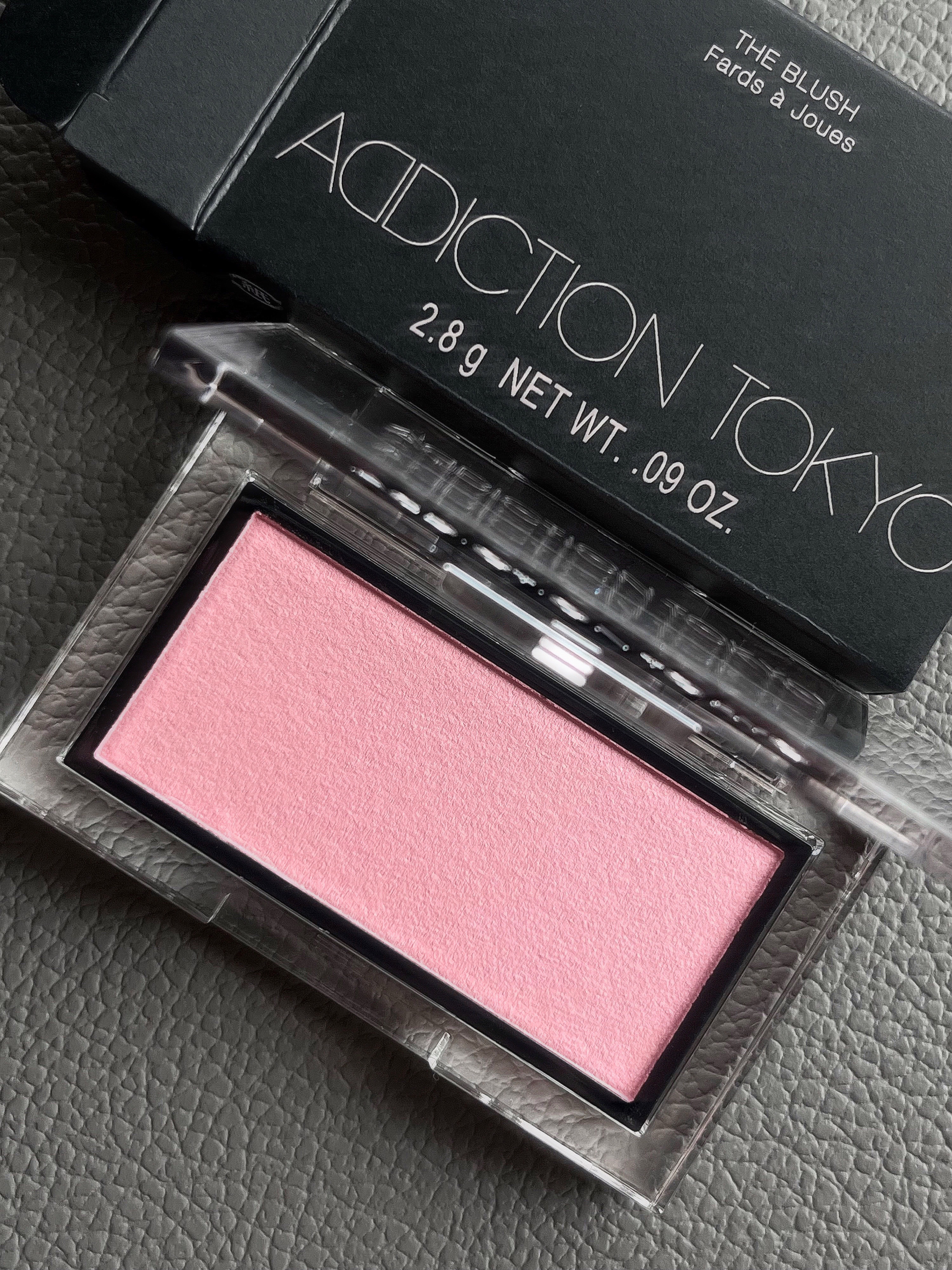アディクション ザ ブラッシュ マット/ADDICTION/パウダーチークを使ったクチコミ（1枚目）