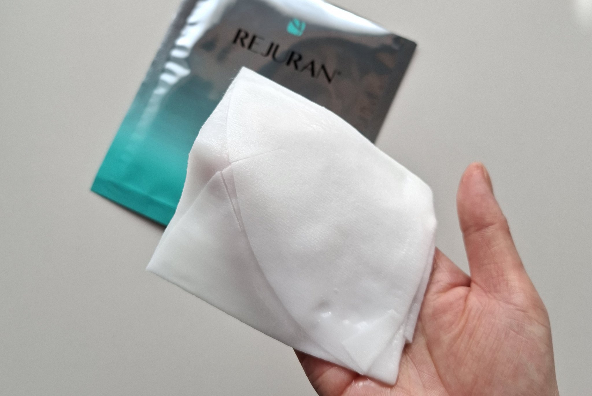 REJURAN ターンオーバーマスク(5枚入り)/REJURAN COSMETICS/シートマスク・パックを使ったクチコミ（2枚目）