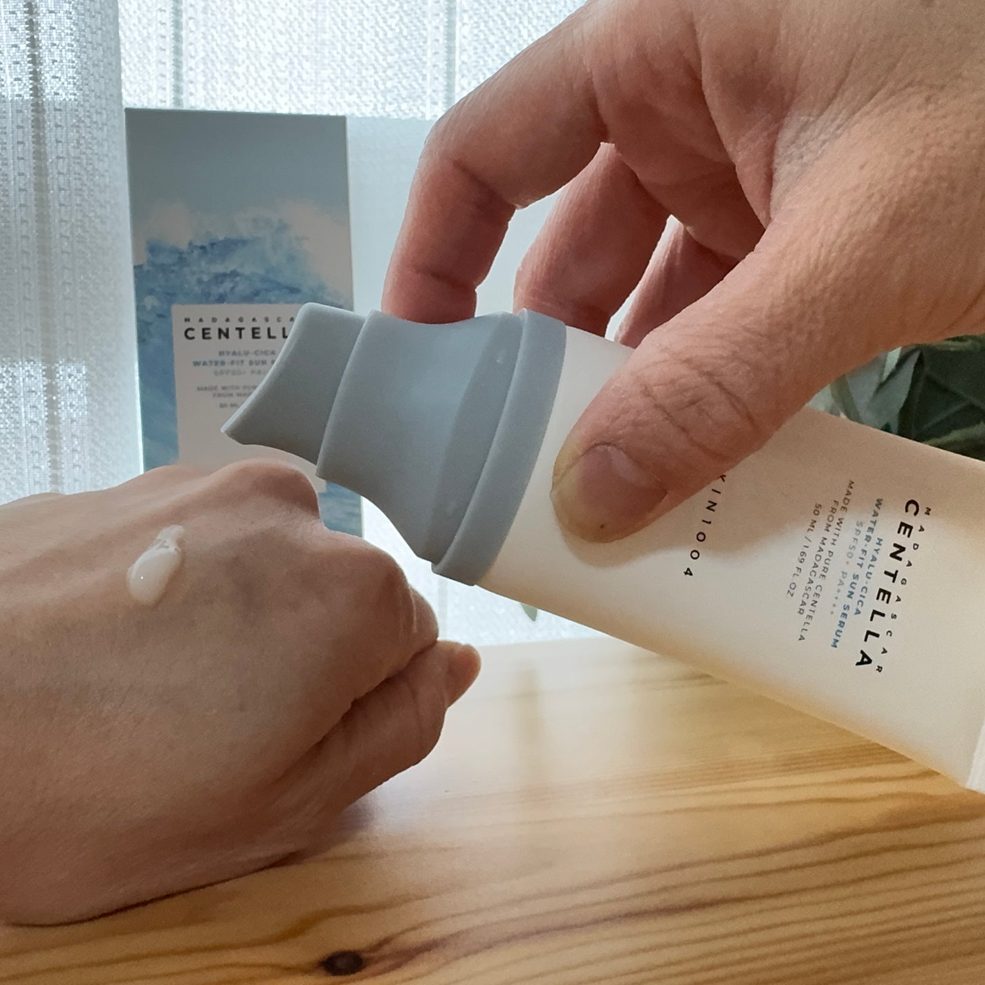 ヒアルーシカ ウォーターフィット サンセラム/SKIN1004/日焼け止めローションを使ったクチコミ(3枚目)